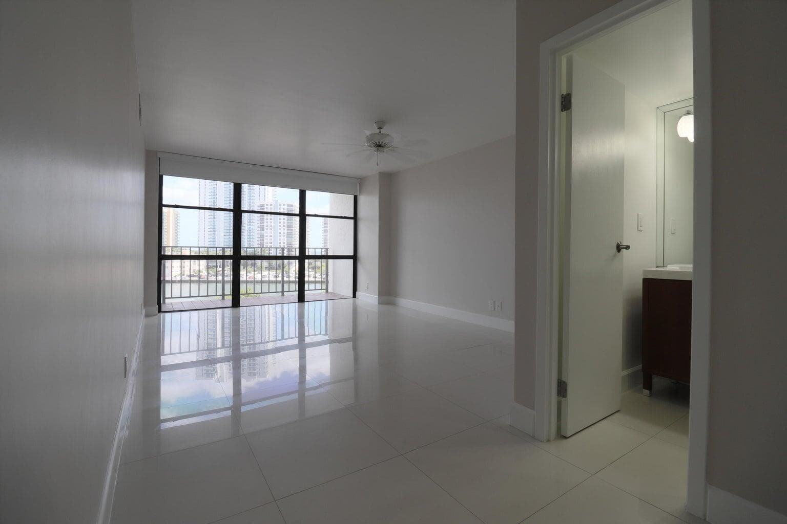 800 Parkview Drive 602, Hallandale Beach, FL 33009 — photo 13 of 27