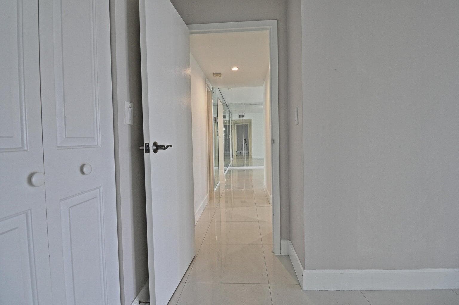 800 Parkview Drive 602, Hallandale Beach, FL 33009 — photo 18 of 27