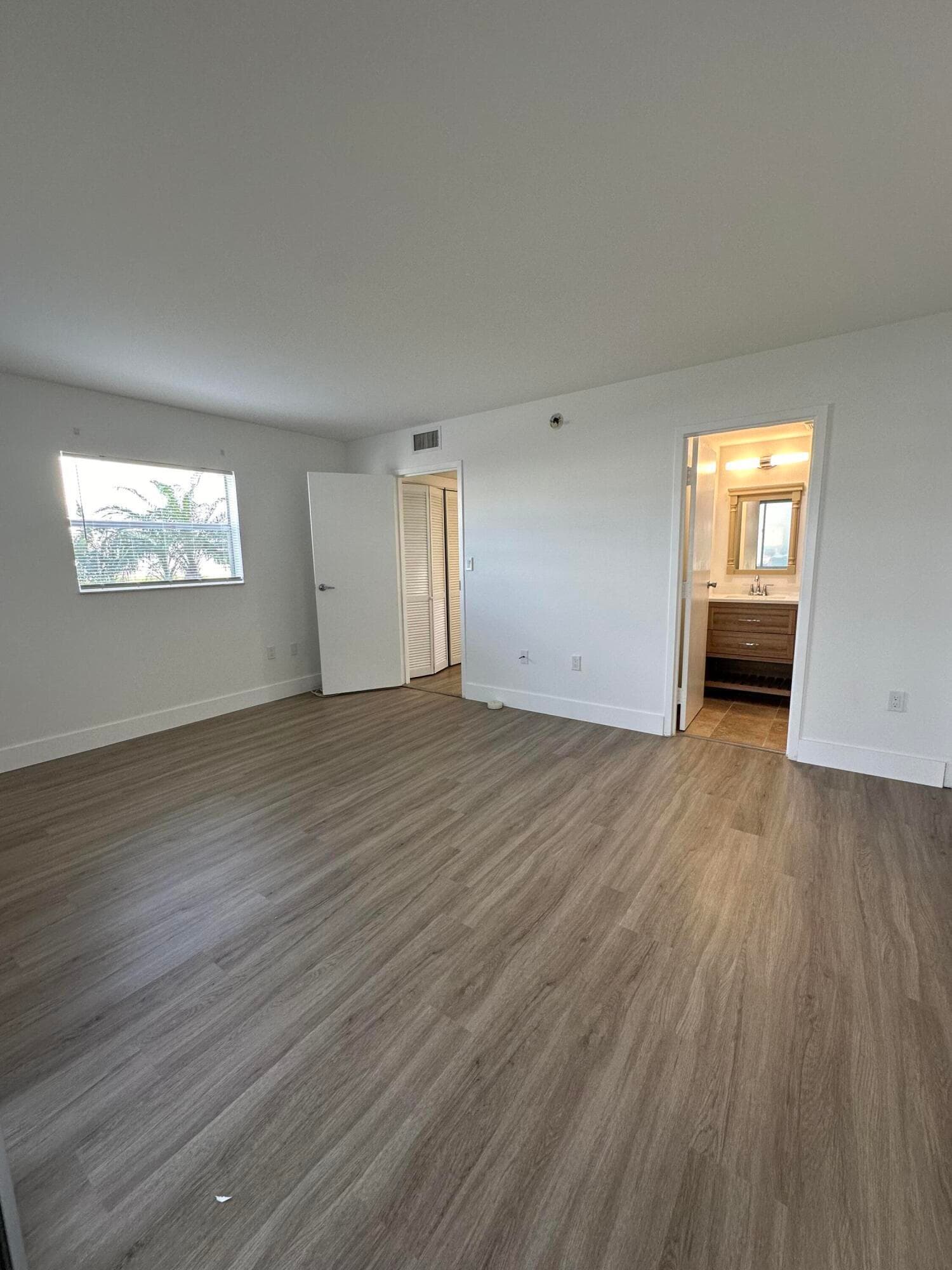 50 Monaco B, Delray Beach, FL 33446 — photo 10 of 14