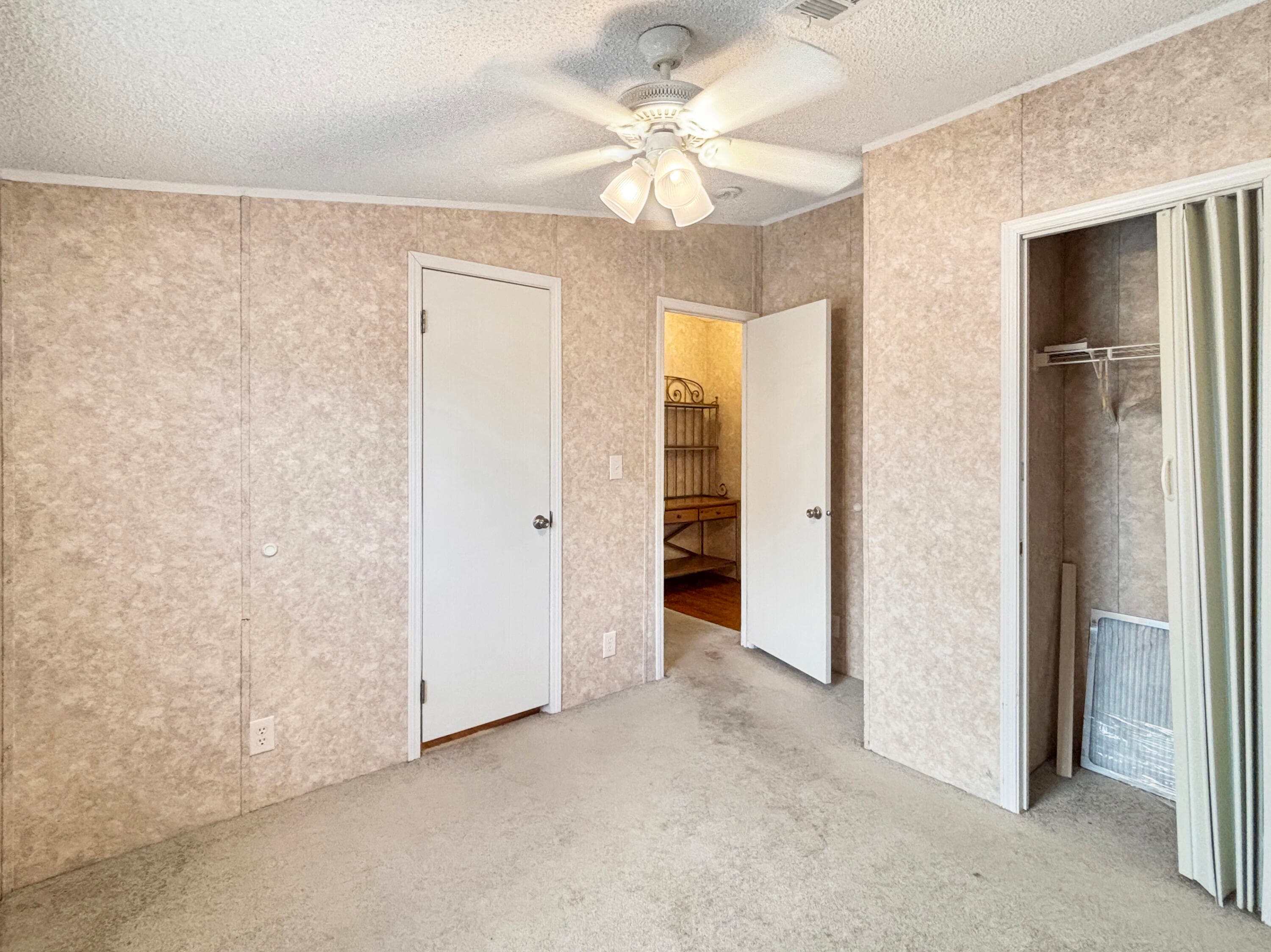 7568 SE Swan Avenue, Hobe Sound, FL 33455 — photo 18 of 29