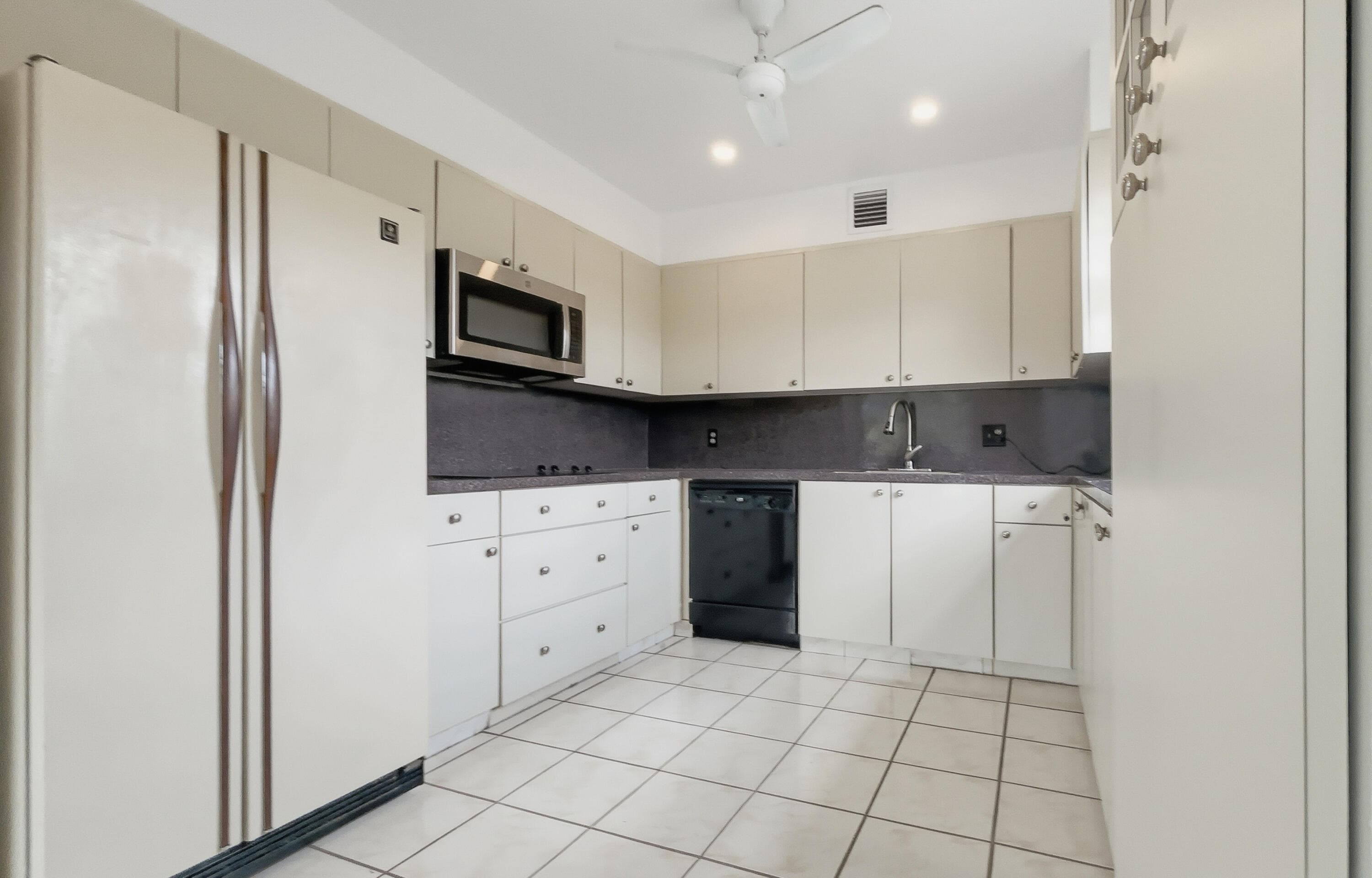 101 SW 132nd Way 418J, Hollywood, FL 33027 — photo 5 of 20