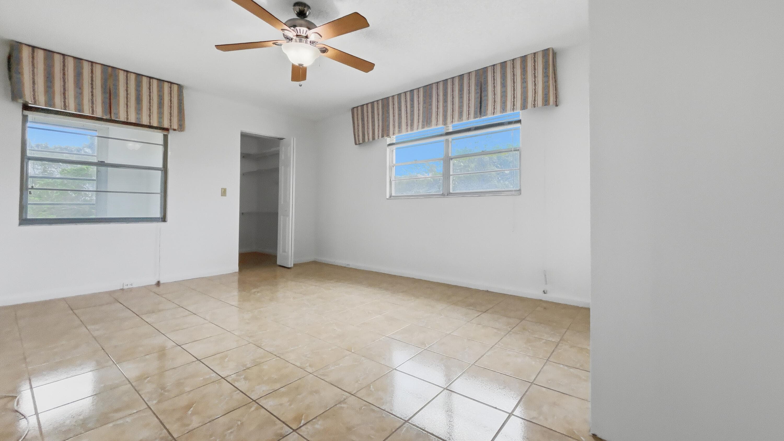 101 SW 132nd Way 418J, Hollywood, FL 33027 — photo 7 of 20