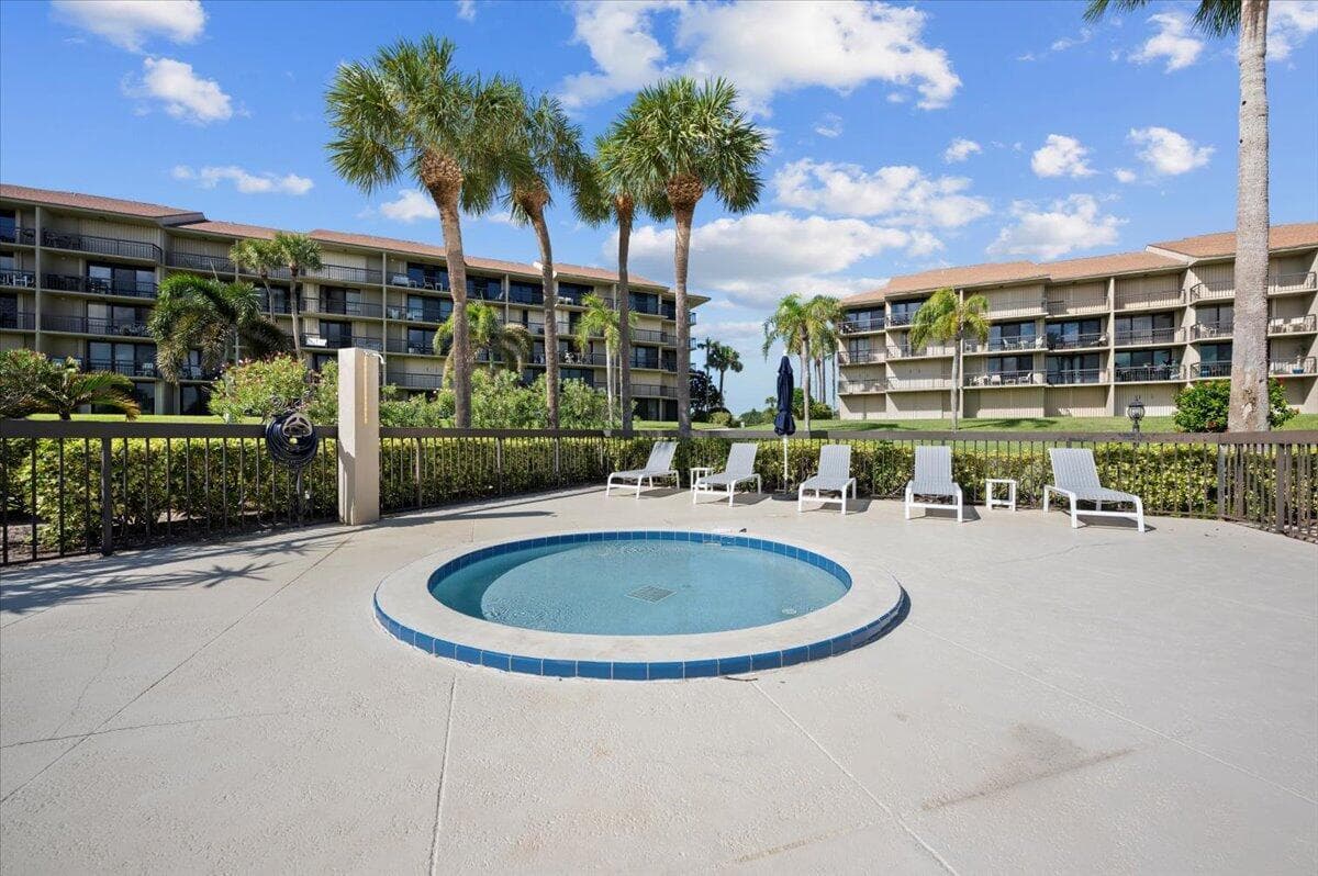 601 S Seas Drive 203, Jupiter, FL 33477 — photo 33 of 36