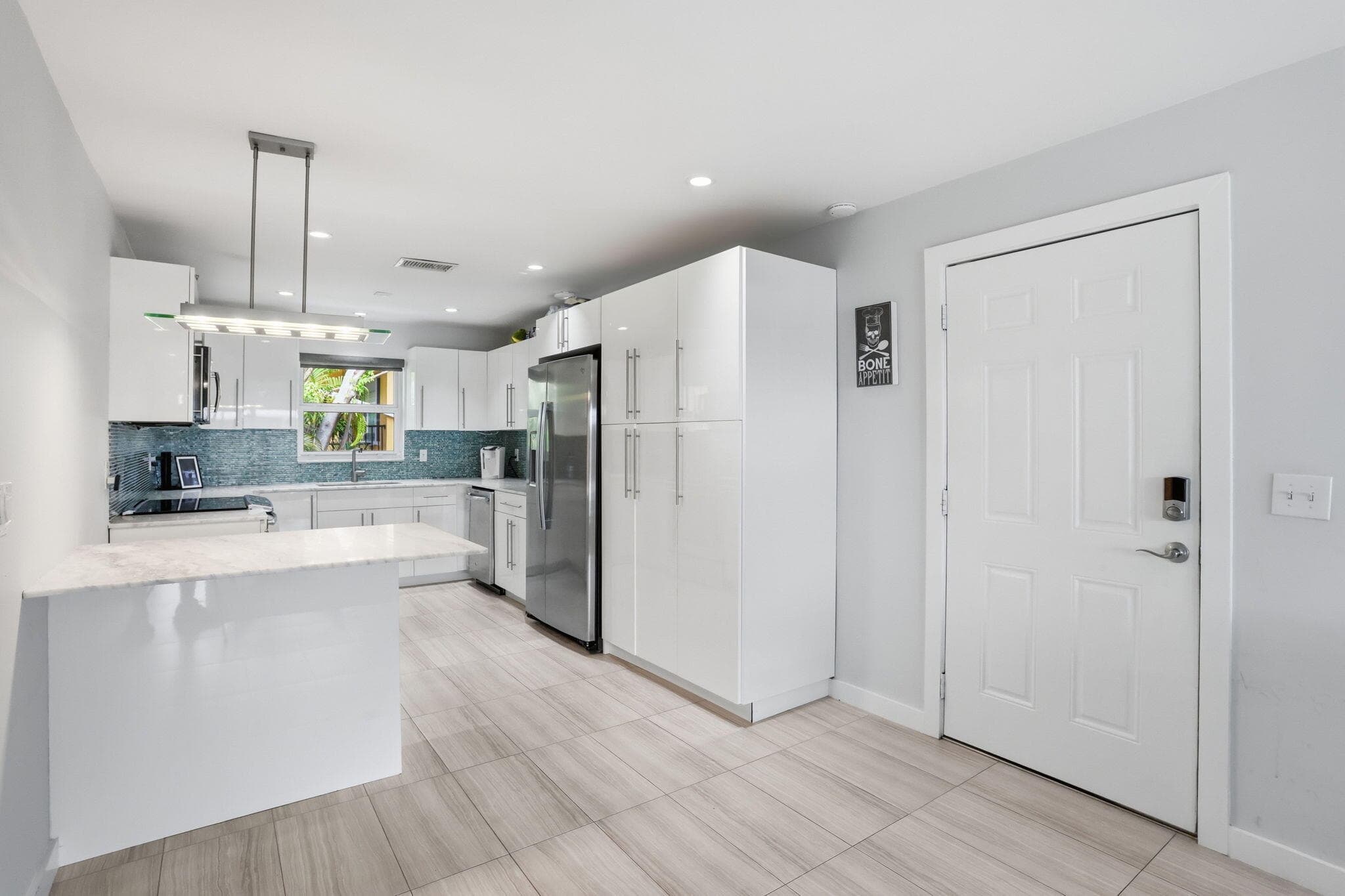 807 NE 1st Street 6w, Delray Beach, FL 33483 — photo 5 of 30