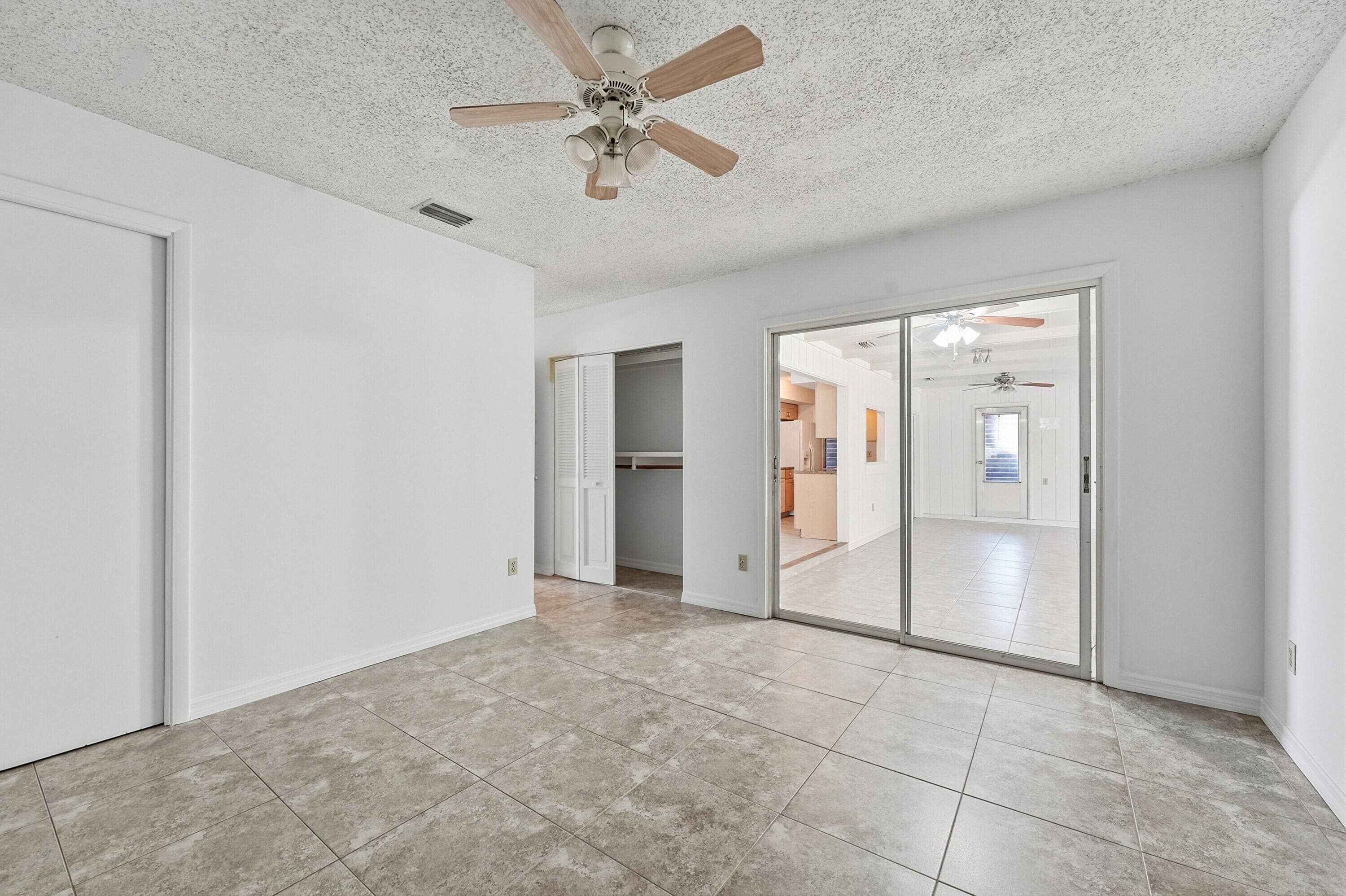 445 NE Armory Circle, Port St. Lucie, FL 34983 — photo 15 of 36
