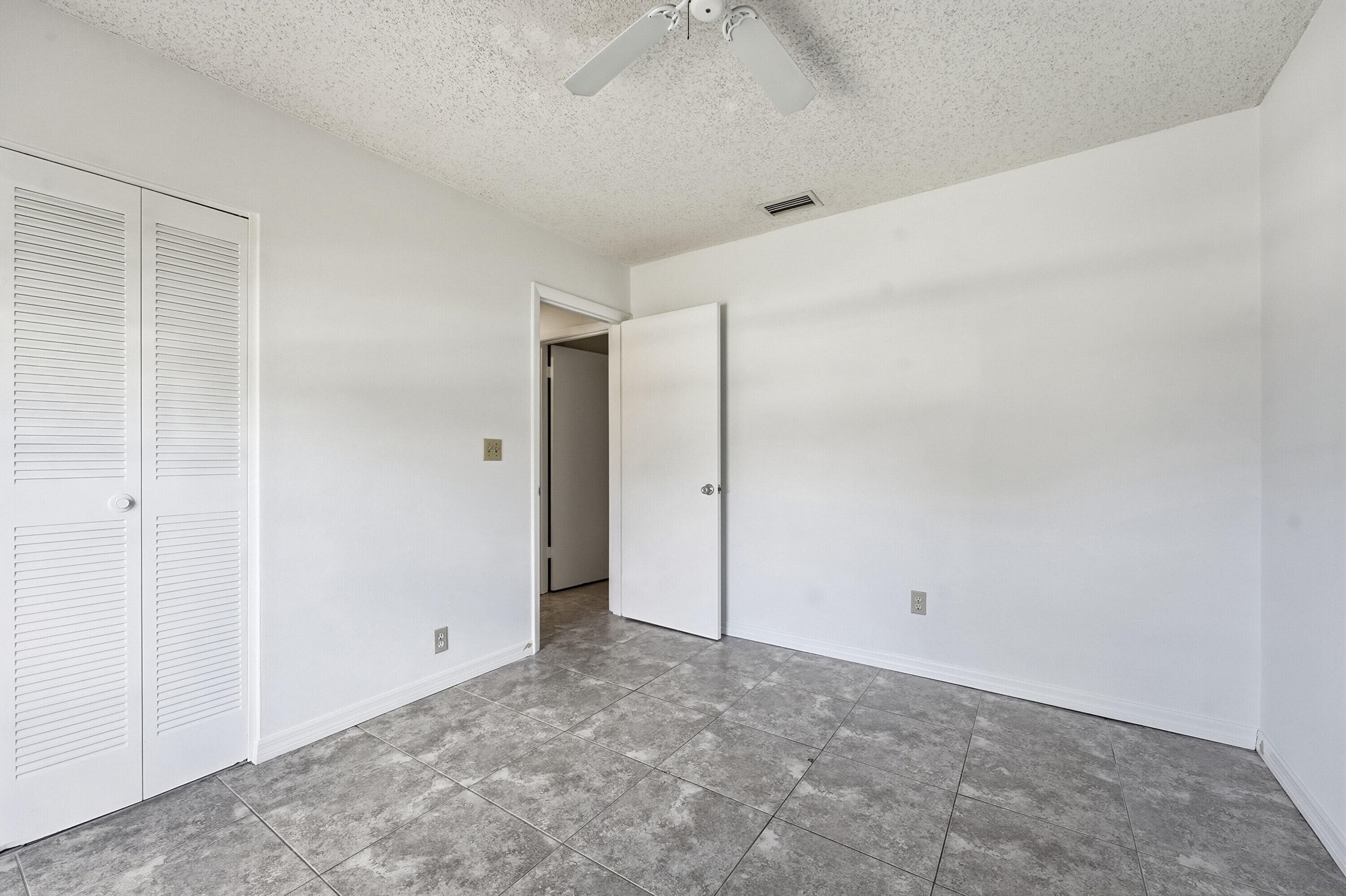 445 NE Armory Circle, Port St. Lucie, FL 34983 — photo 18 of 36