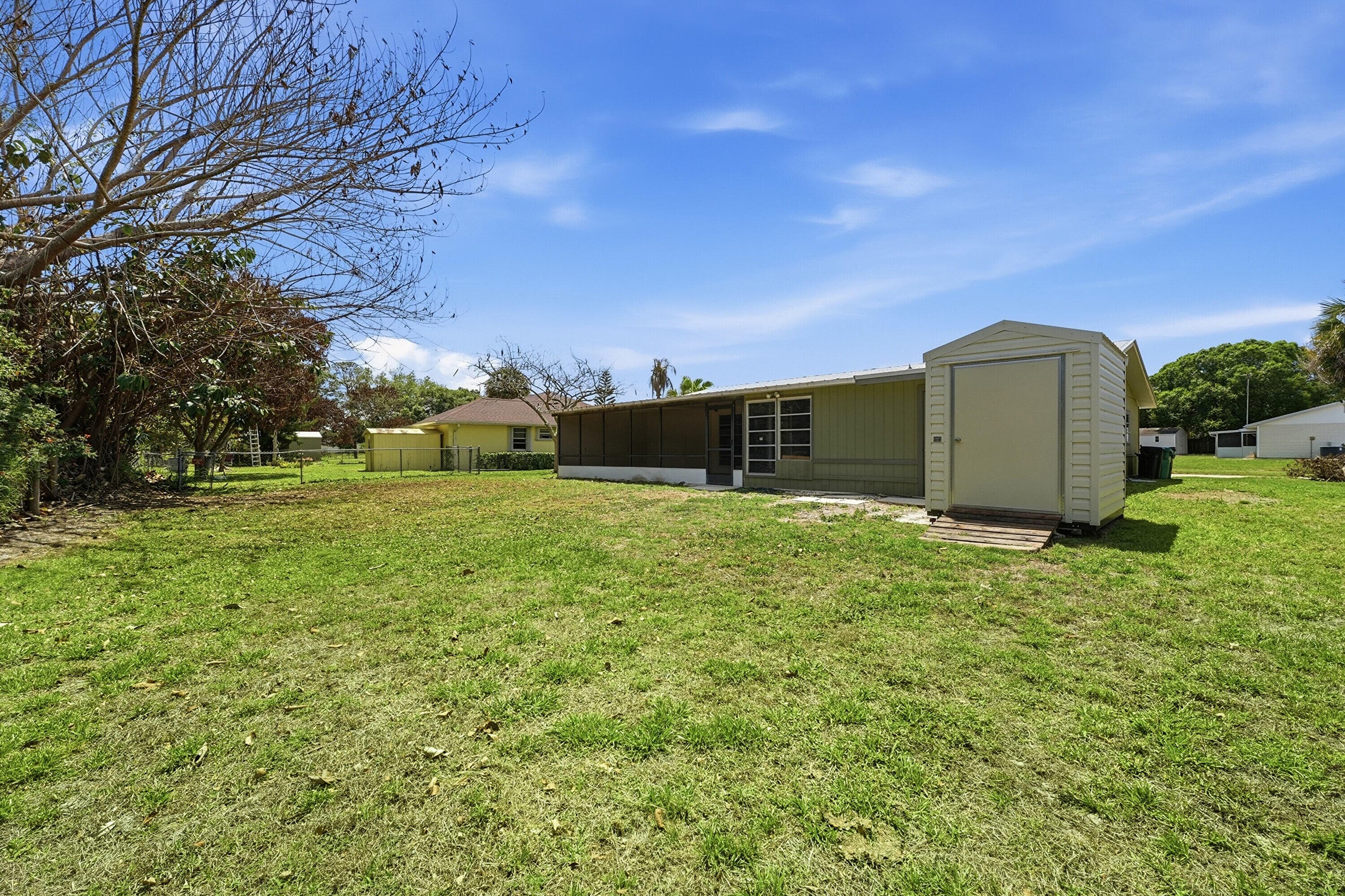 445 NE Armory Circle, Port St. Lucie, FL 34983 — photo 25 of 36