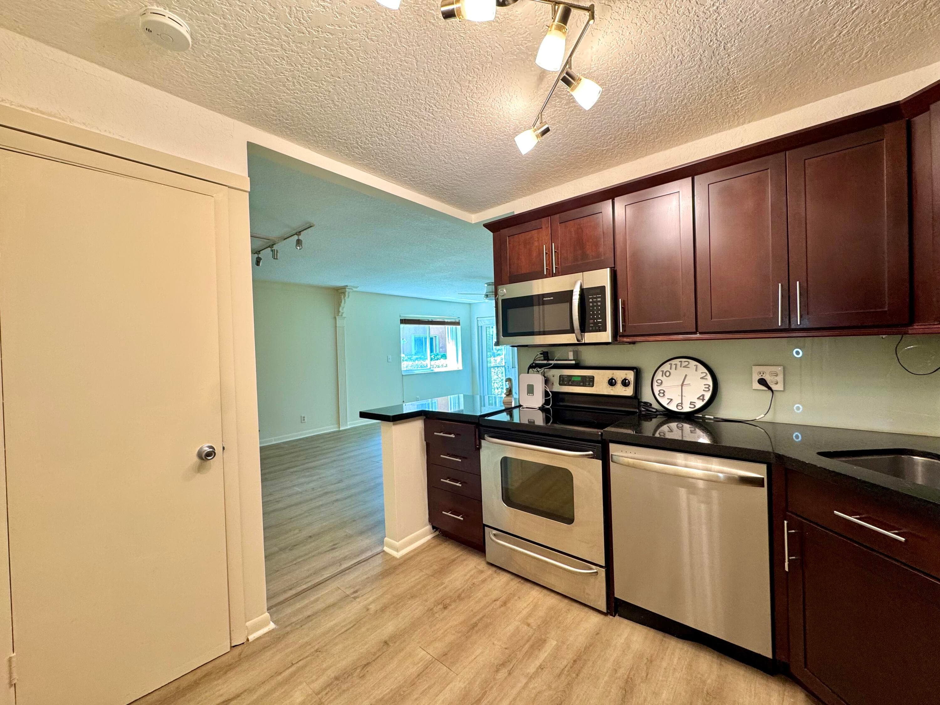 1920 NE 1st Terrace 118h, Wilton Manors, FL 33305 — photo 20 of 35