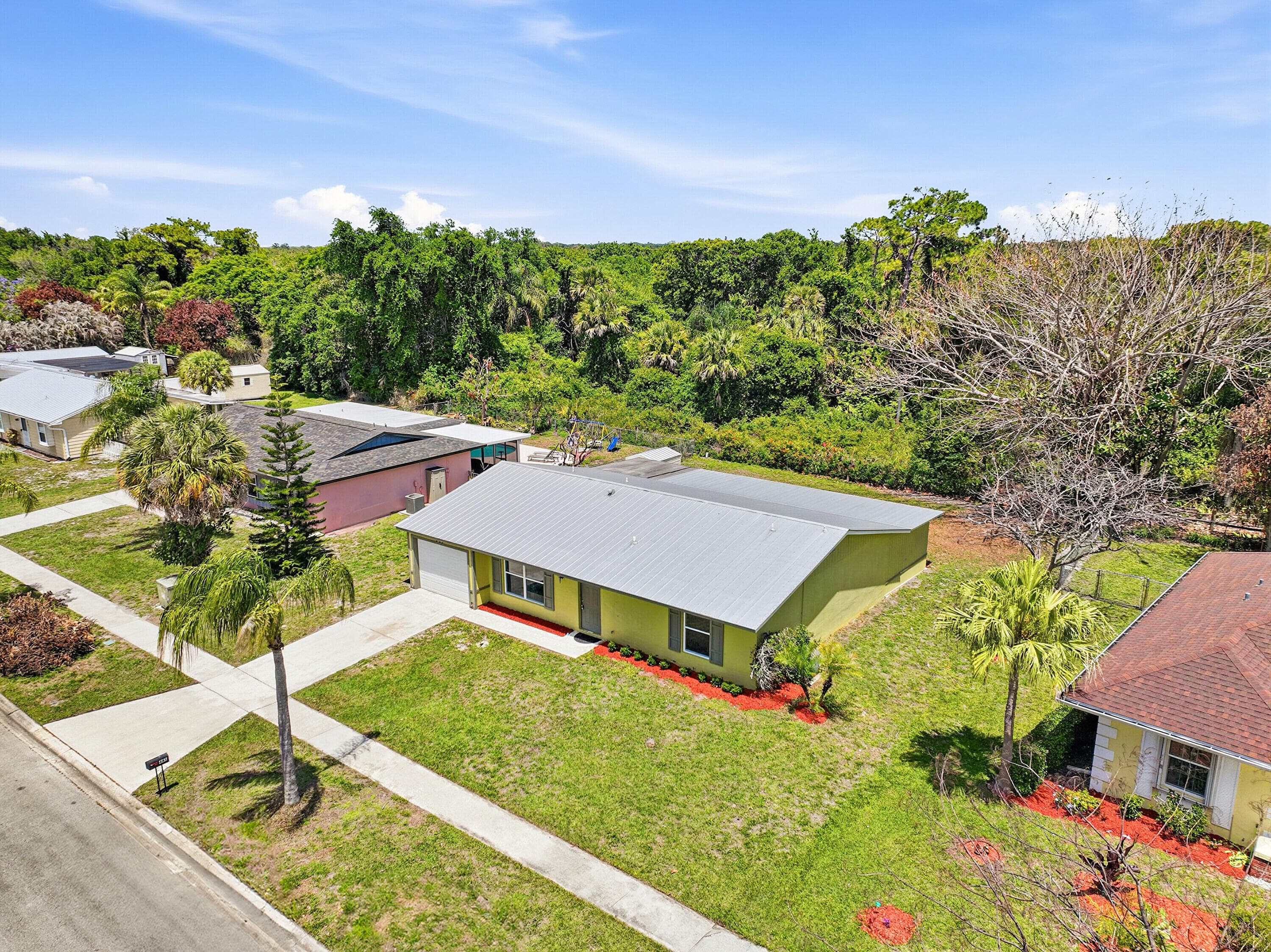 445 NE Armory Circle, Port St. Lucie, FL 34983 — photo 28 of 36
