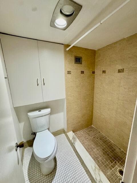 3300 Spanish Moss Terrace 302, Lauderhill, FL 33319 — photo 14 of 17