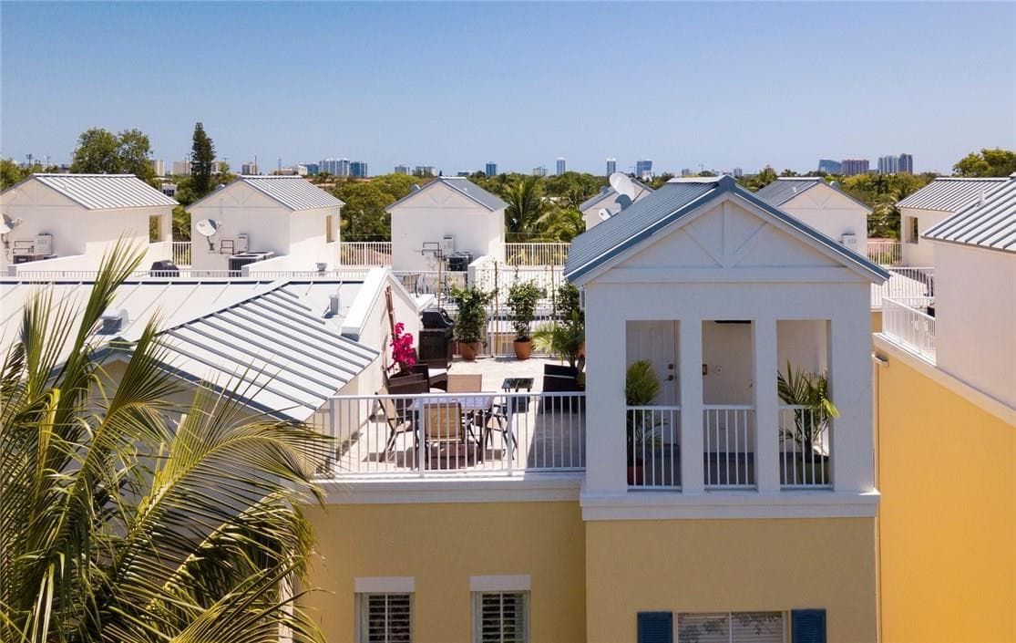 538 NE 7th Avenue 1, Fort Lauderdale, FL 33301 — photo 19 of 28