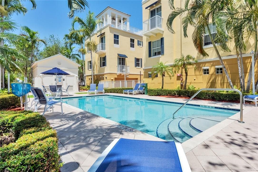 538 NE 7th Avenue 1, Fort Lauderdale, FL 33301 — photo 27 of 28