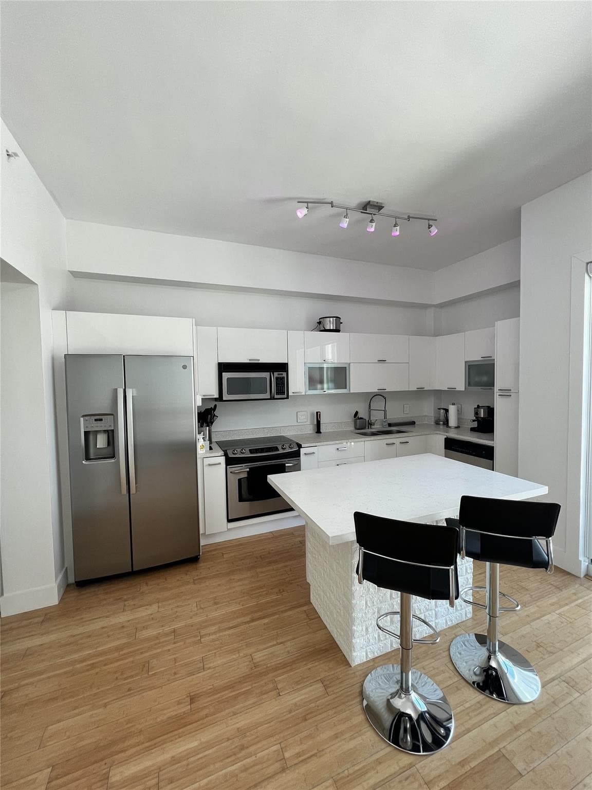 133 NE 2nd Avenue, Miami, FL 33132 — photo 9 of 52