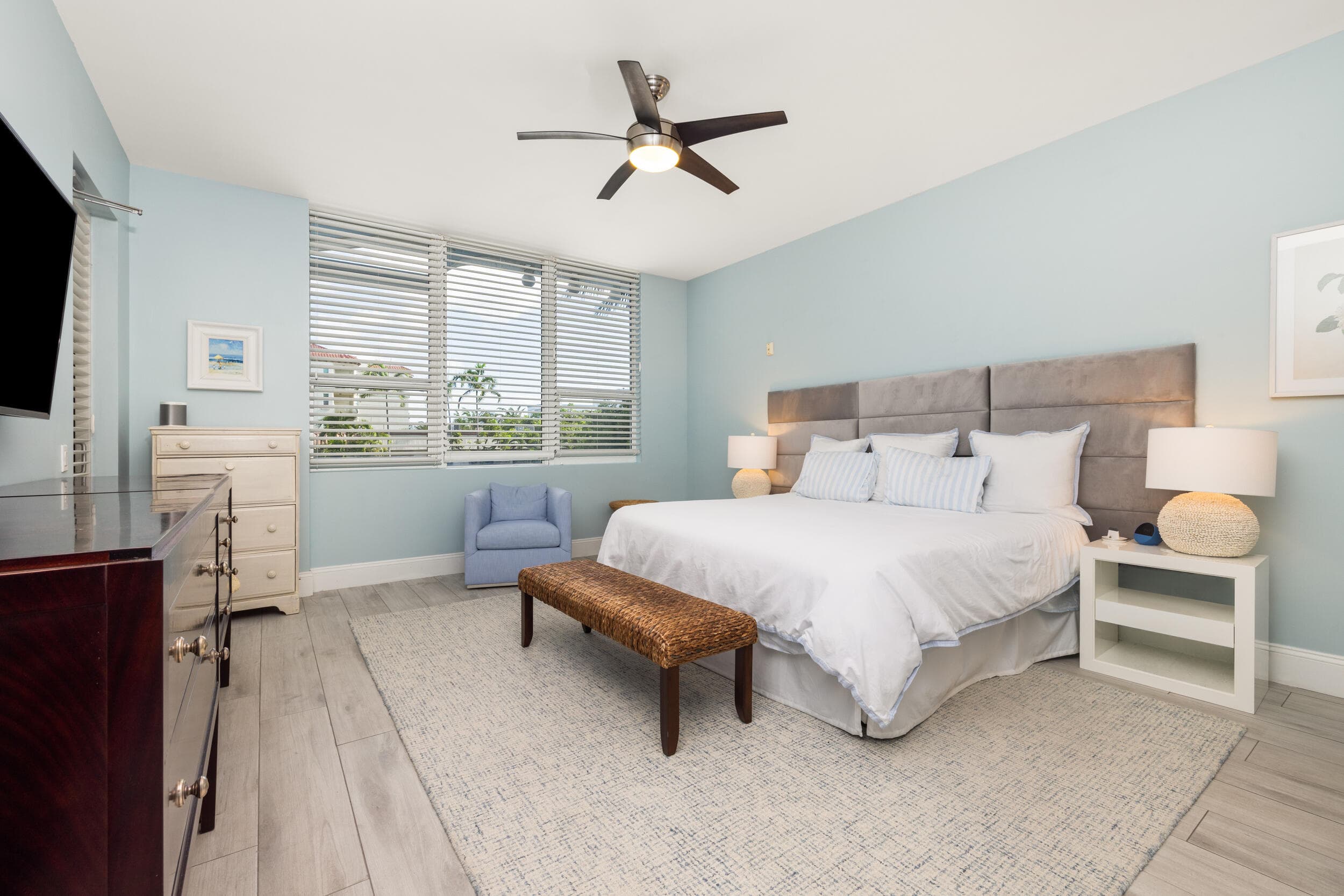 701 SE 21st Avenue 201, Deerfield Beach, FL 33441 — photo 11 of 36