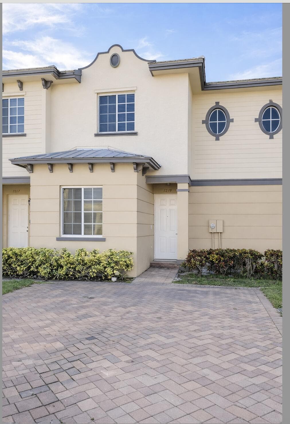 1219 Lucaya Drive, Riviera Beach, FL 33404 — photo 2 of 15