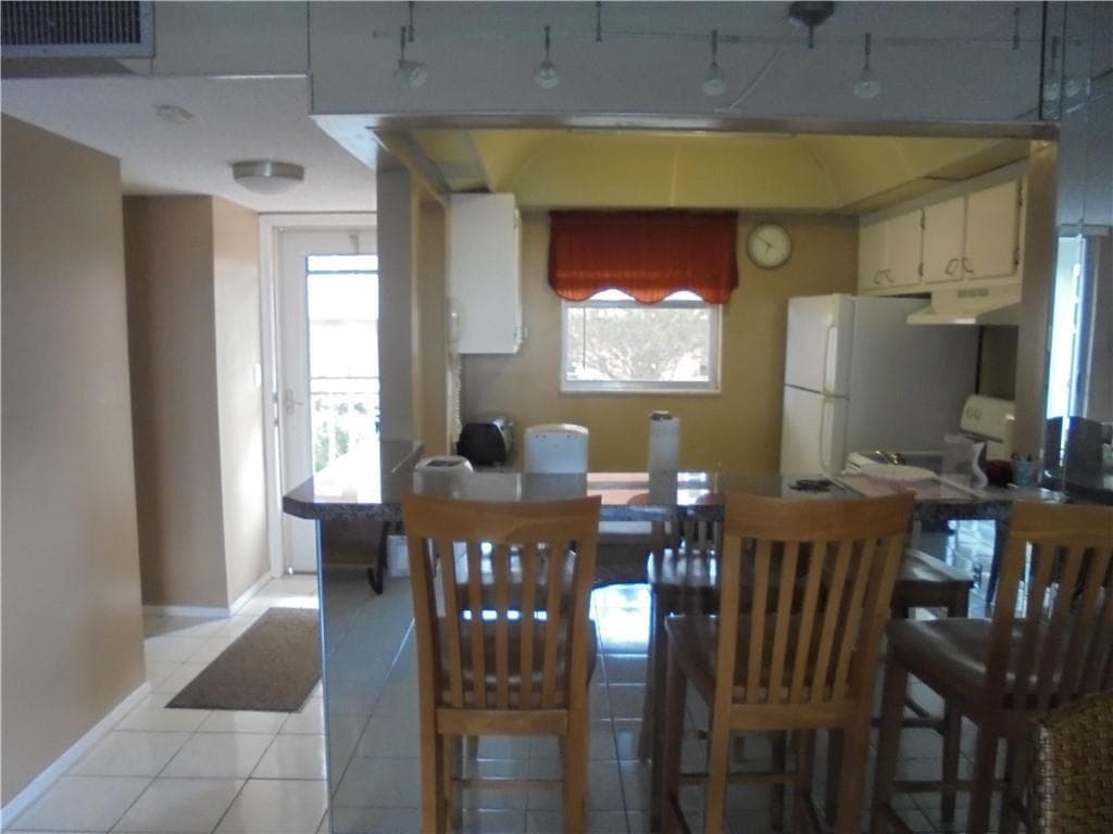 1391 S Ocean Boulevard 204, Pompano Beach, FL 33062 — photo 6 of 20