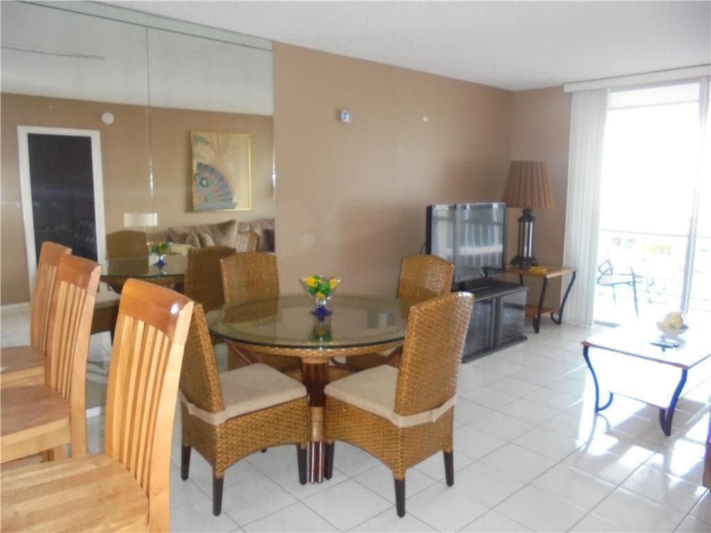 1391 S Ocean Boulevard 204, Pompano Beach, FL 33062 — photo 9 of 20