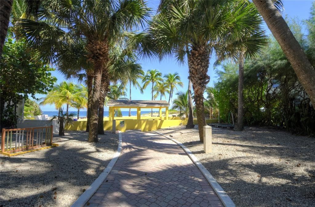 1391 S Ocean Boulevard 204, Pompano Beach, FL 33062 — photo 19 of 20