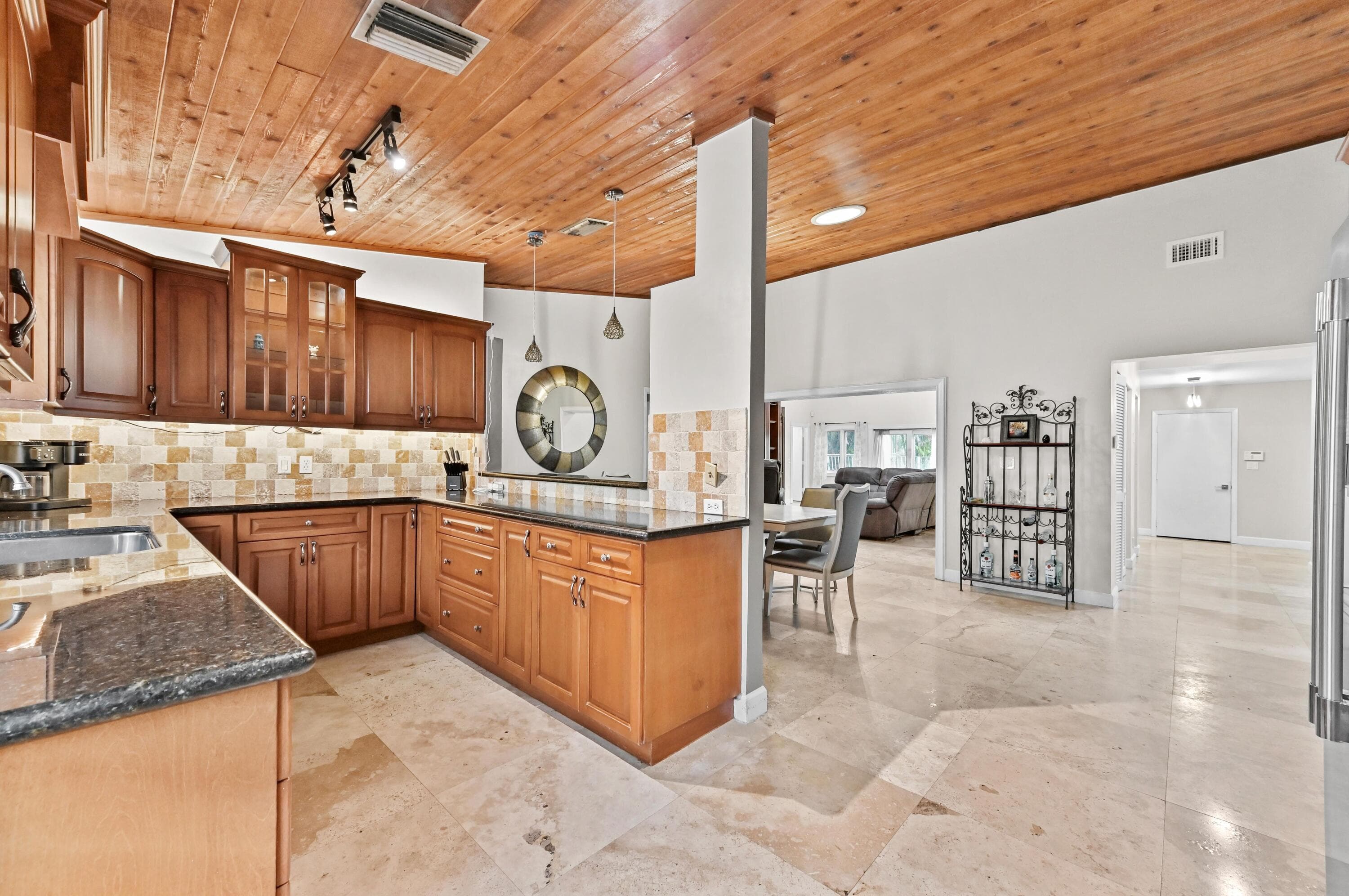 263 NW 48th Avenue, Deerfield Beach, FL 33442 — photo 4 of 32