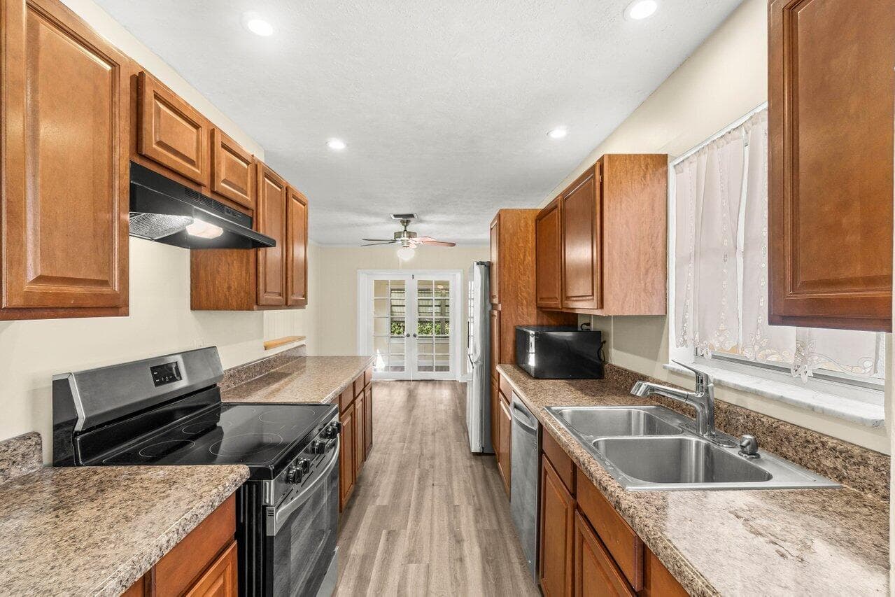 640 Jaeger Drive, Delray Beach, FL 33444 — photo 7 of 21