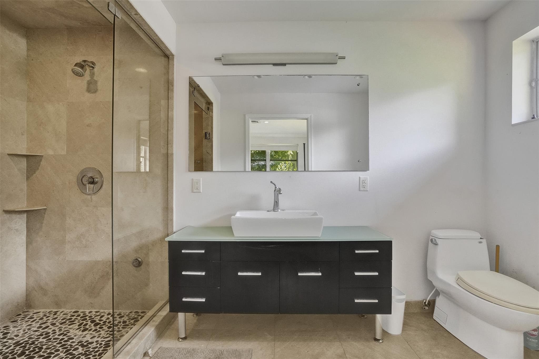 1316 Madison Street, Hollywood, FL 33019 — photo 12 of 23
