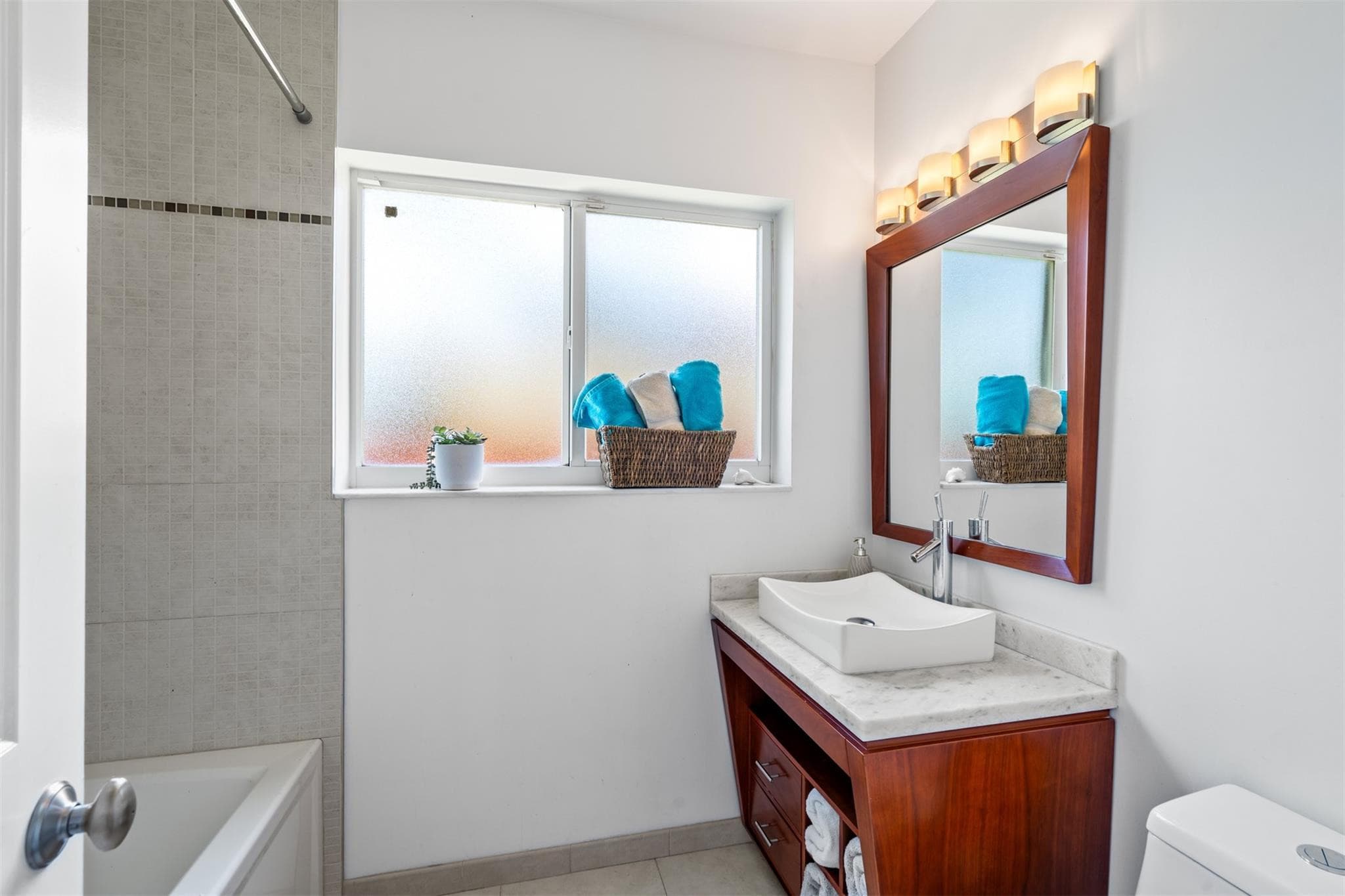 1316 Madison Street, Hollywood, FL 33019 — photo 17 of 23