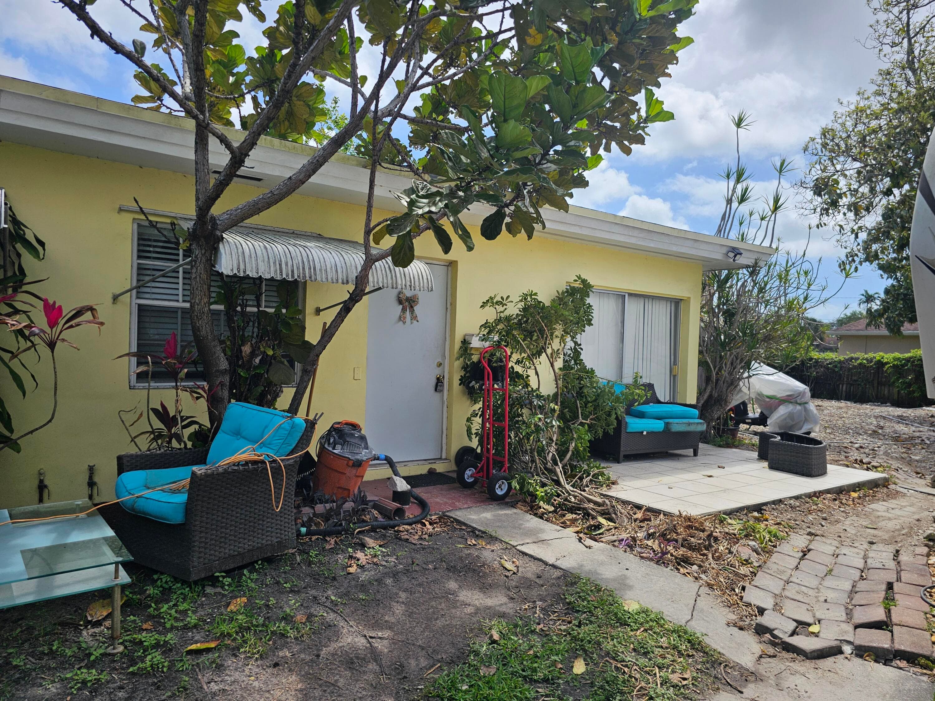 2512 Arthur Street, Hollywood, FL 33020 — photo 7 of 18