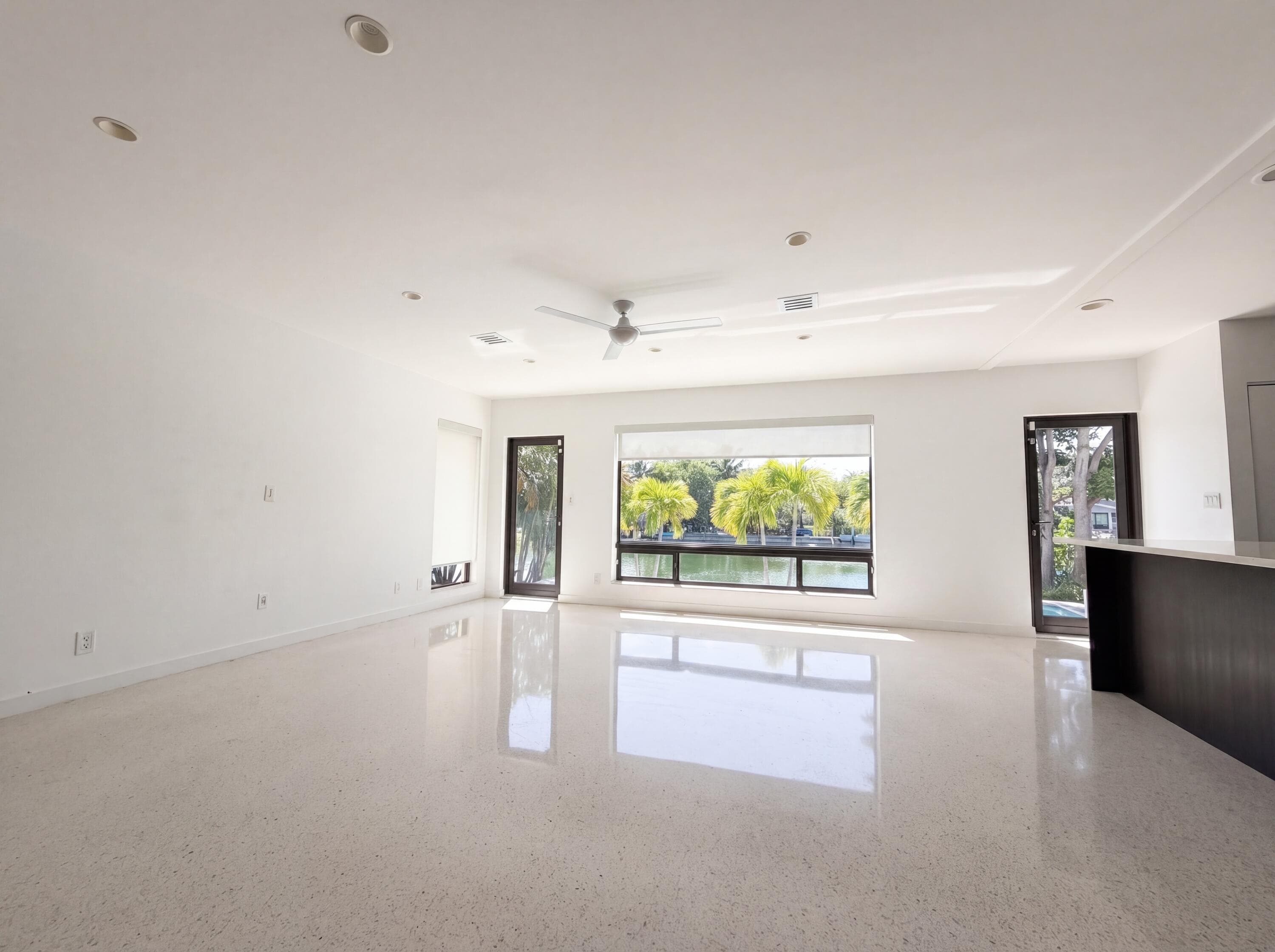 1717 NE 20th Avenue, Fort Lauderdale, FL 33305 — photo 3 of 15
