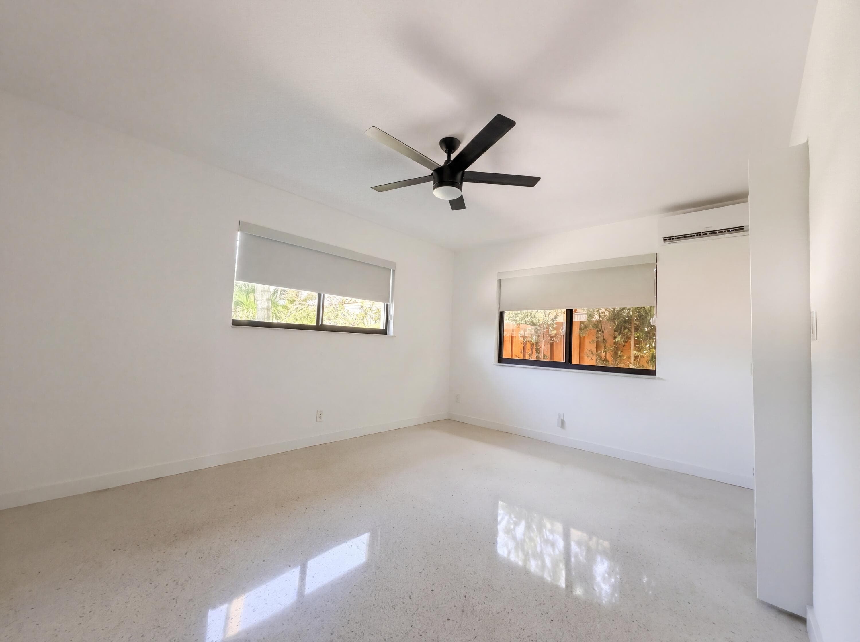 1717 NE 20th Avenue, Fort Lauderdale, FL 33305 — photo 9 of 15