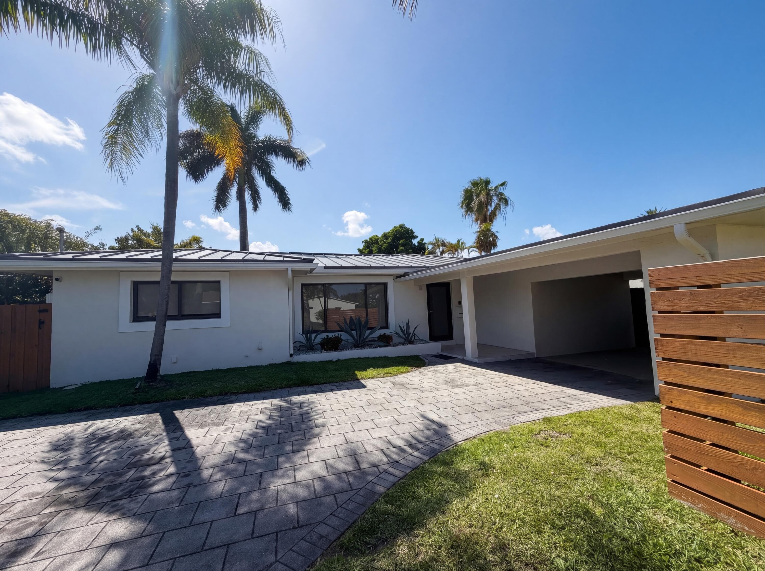 1717 NE 20th Avenue, Fort Lauderdale, FL 33305 — photo 1 of 15
