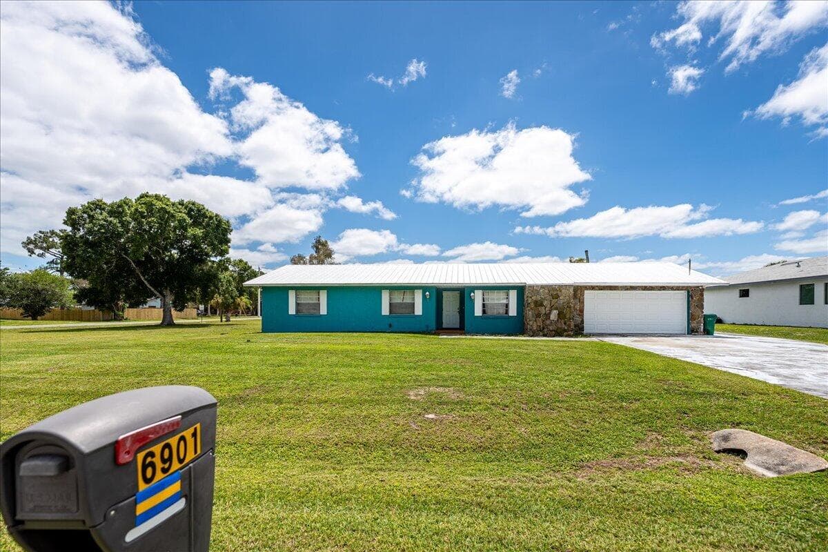 6901 Salerno Road, Fort Pierce, FL 34951 — photo 2 of 60