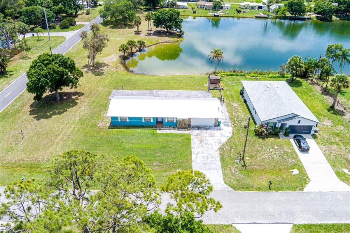 6901 Salerno Road, Fort Pierce, FL 34951 — photo 9 of 60