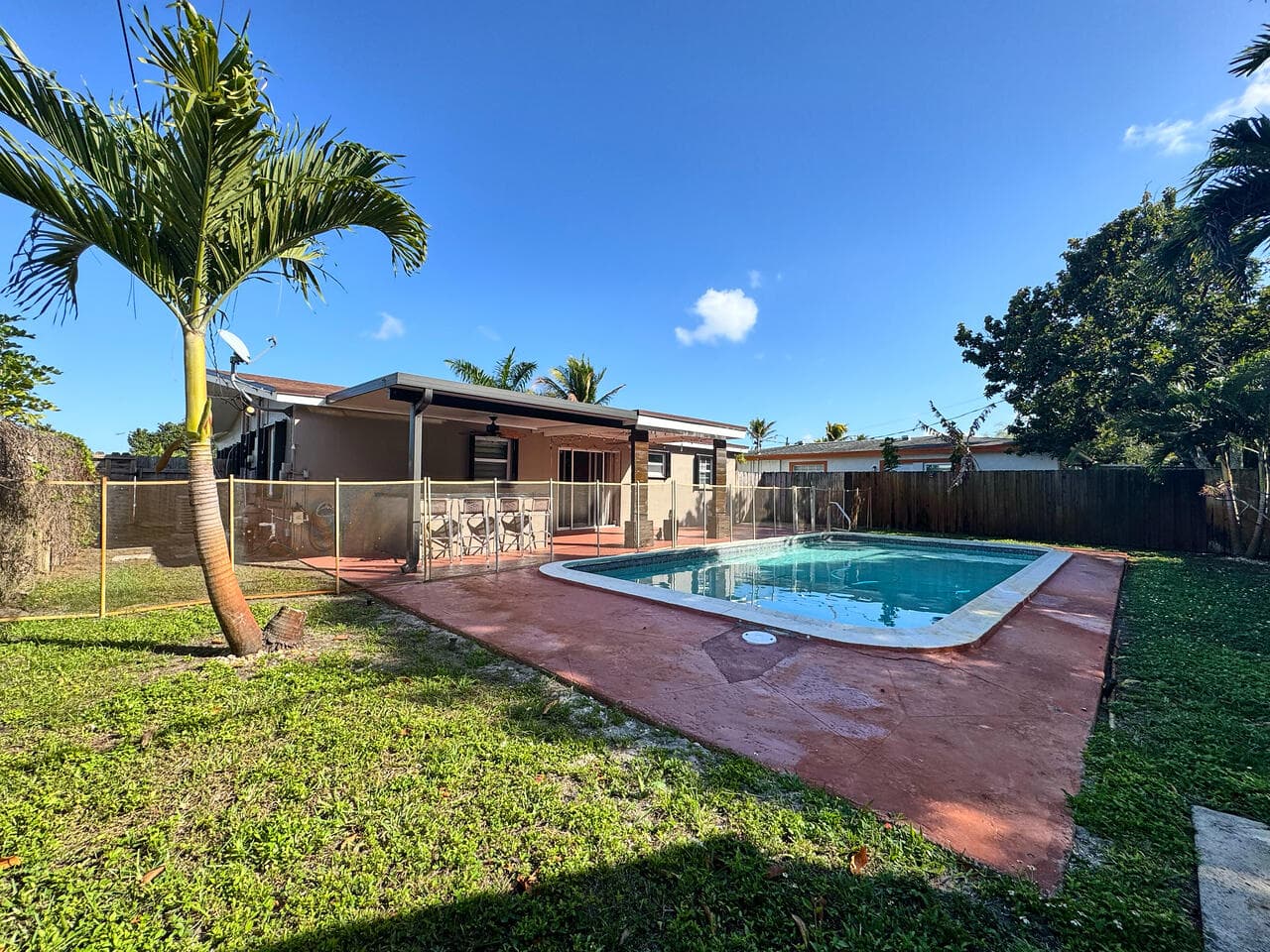 3621 NW 35th Way, Lauderdale Lakes, FL 33309 — photo 10 of 18