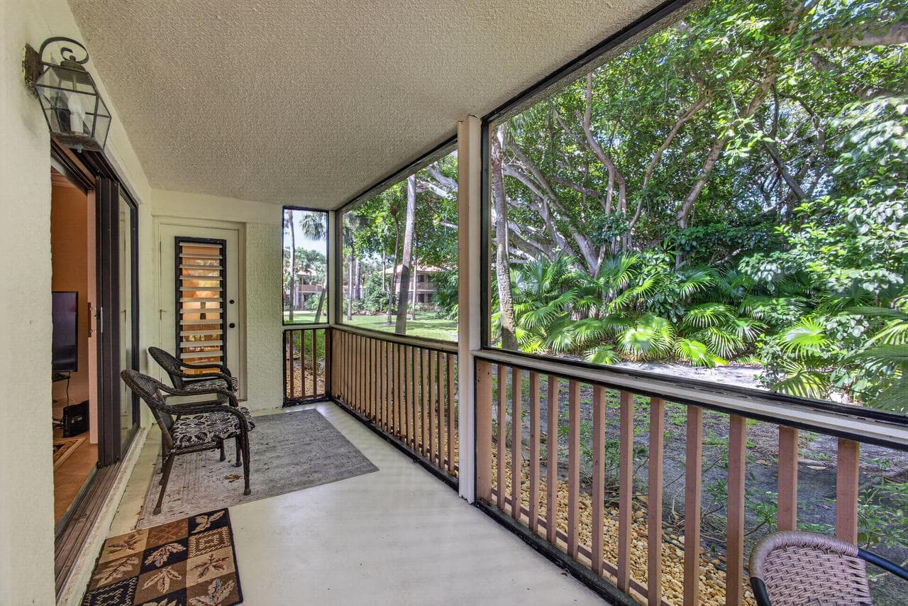 112 Brackenwood Road, Palm Beach Gardens, FL 33418 — photo 24 of 32
