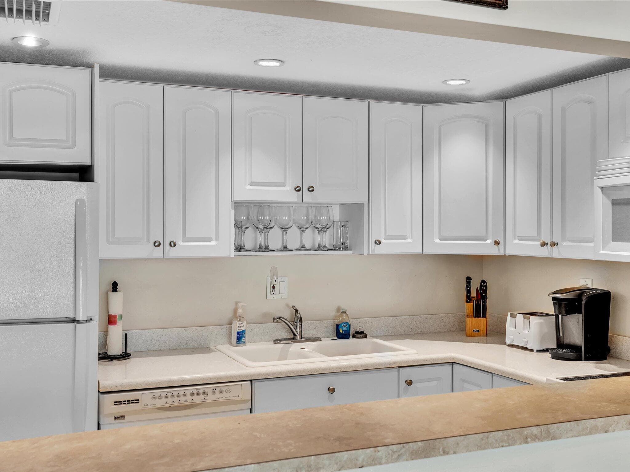 1421 S Ocean Boulevard 219, Pompano Beach, FL 33062 — photo 17 of 46