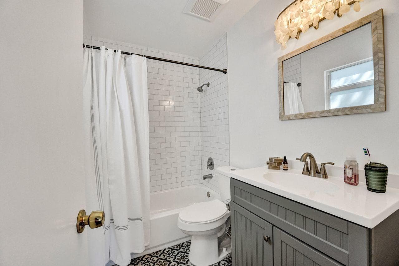 221 S Ocean Breeze #1 & #2, Lake Worth Beach, FL 33460 — photo 35 of 58
