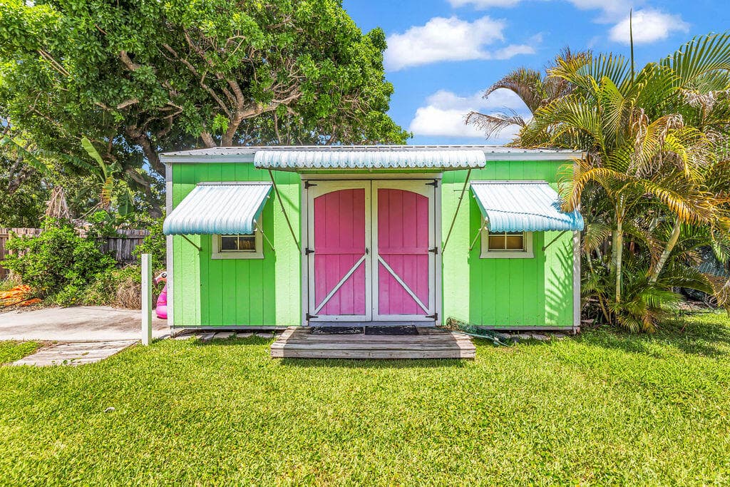 614 SE Flamingo Avenue, Stuart, FL 34996 — photo 5 of 53
