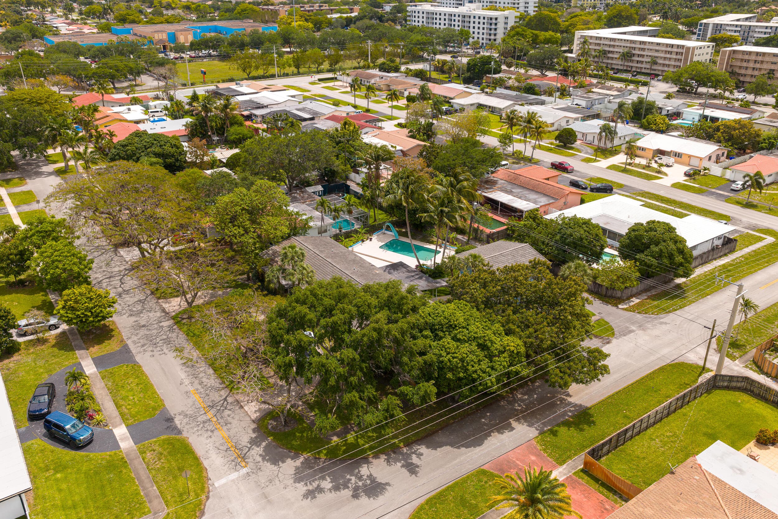 4734 Jefferson Street, Hollywood, FL 33021 — photo 4 of 68