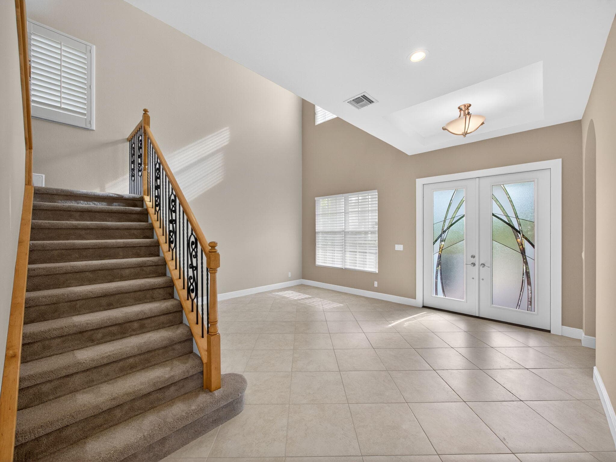 12054 Aviles Circle, Palm Beach Gardens, FL 33418 — photo 2 of 58