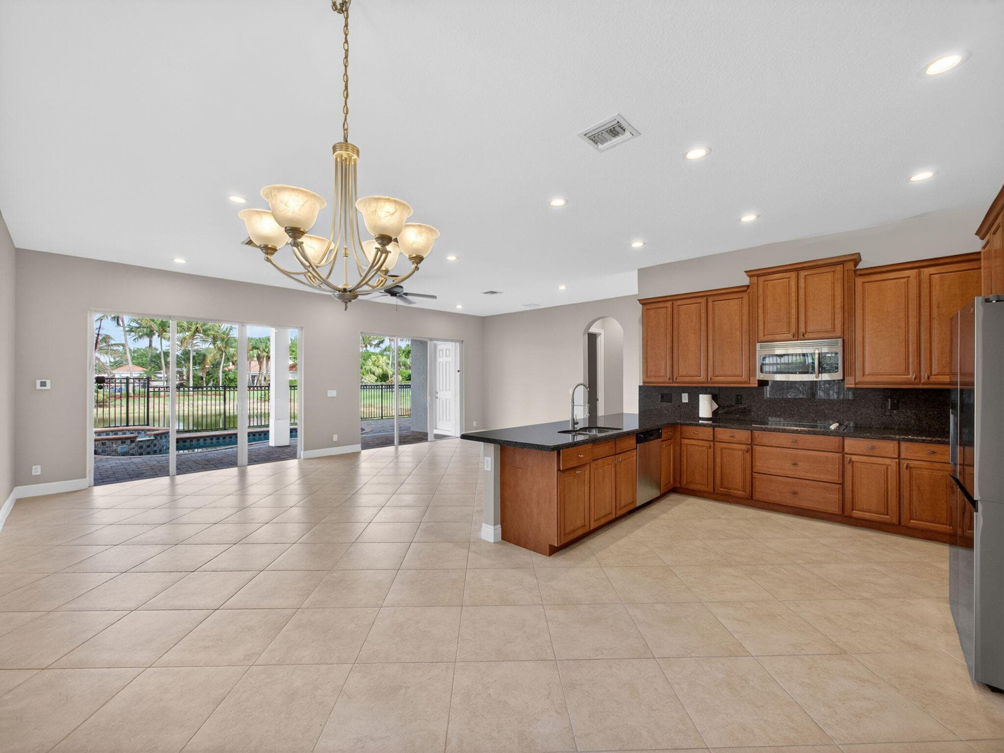 12054 Aviles Circle, Palm Beach Gardens, FL 33418 — photo 15 of 58