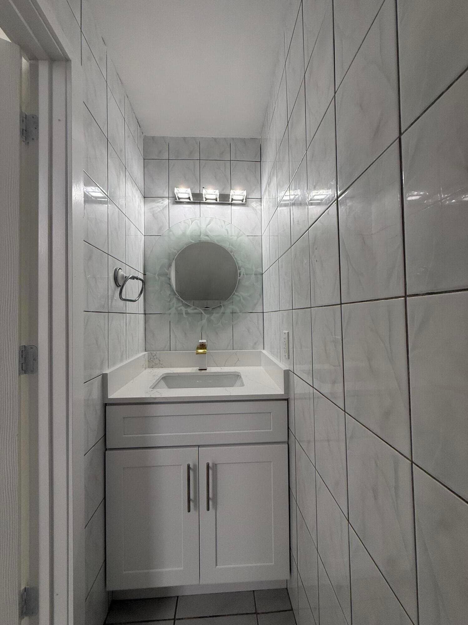 4415 SW 72nd Terrace, Davie, FL 33314 — photo 3 of 17