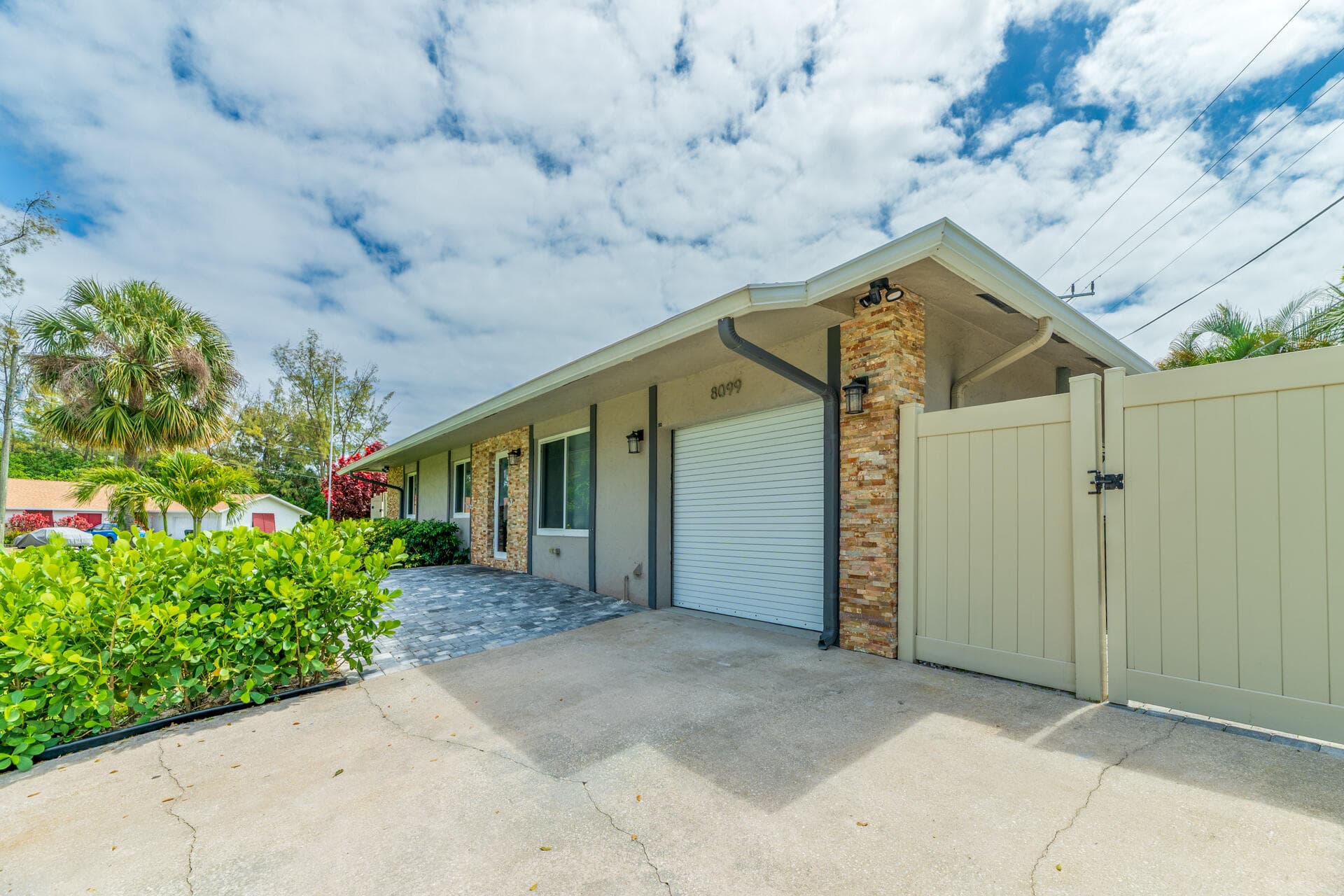 8099 Santa Fe Trail, Boca Raton, FL 33487 — photo 9 of 73
