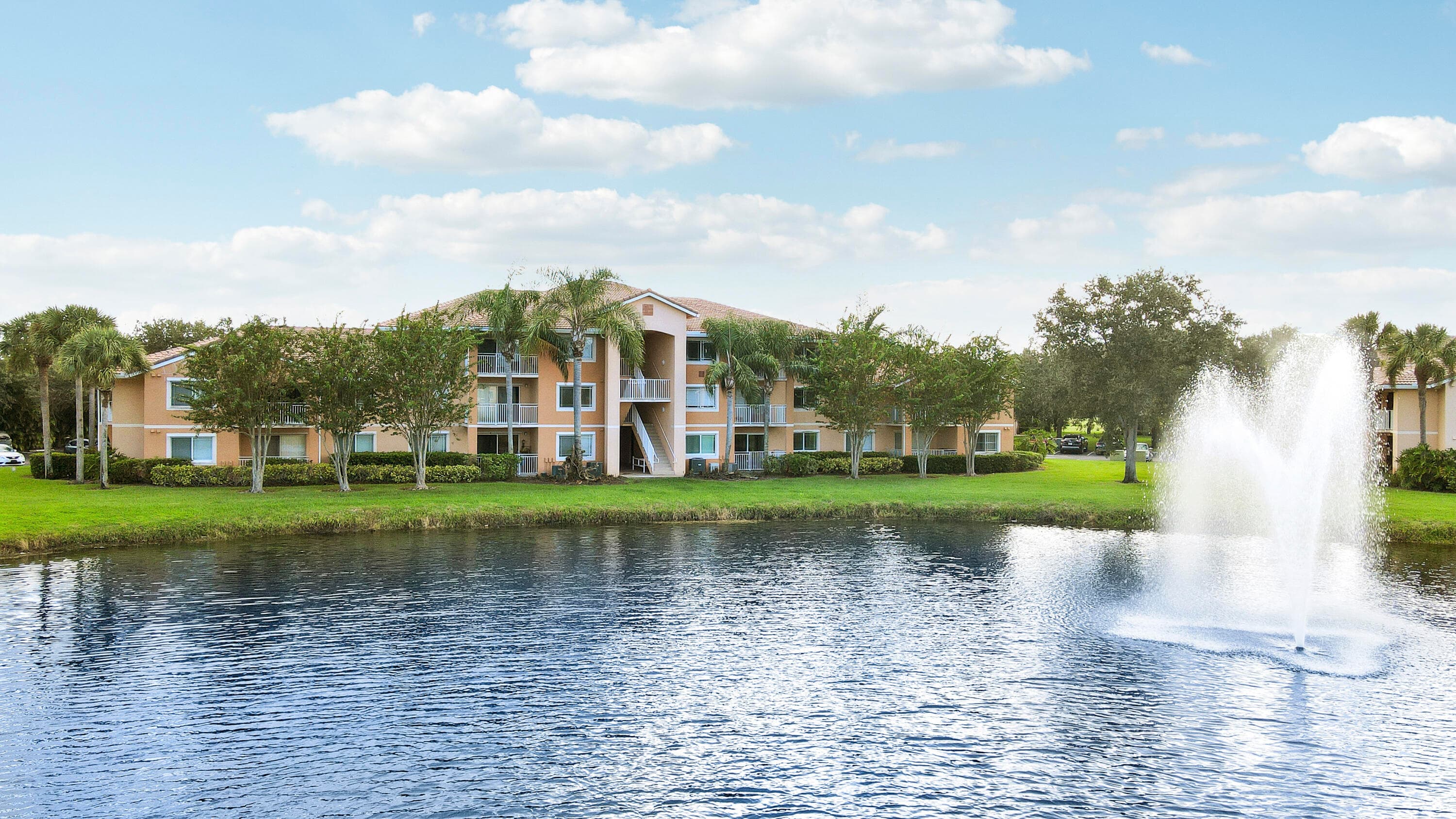 121 SW Palm Drive Unit 306, Port St. Lucie, FL 34986 — photo 1 of 54