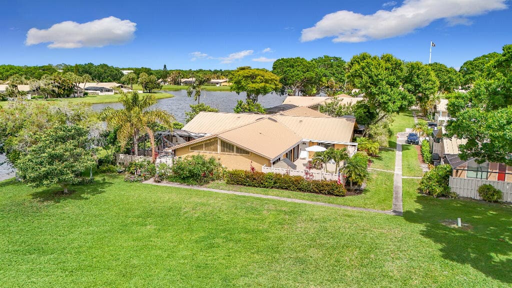 5713 Golden Eagle Circle, Palm Beach Gardens, FL 33418 — photo 2 of 30