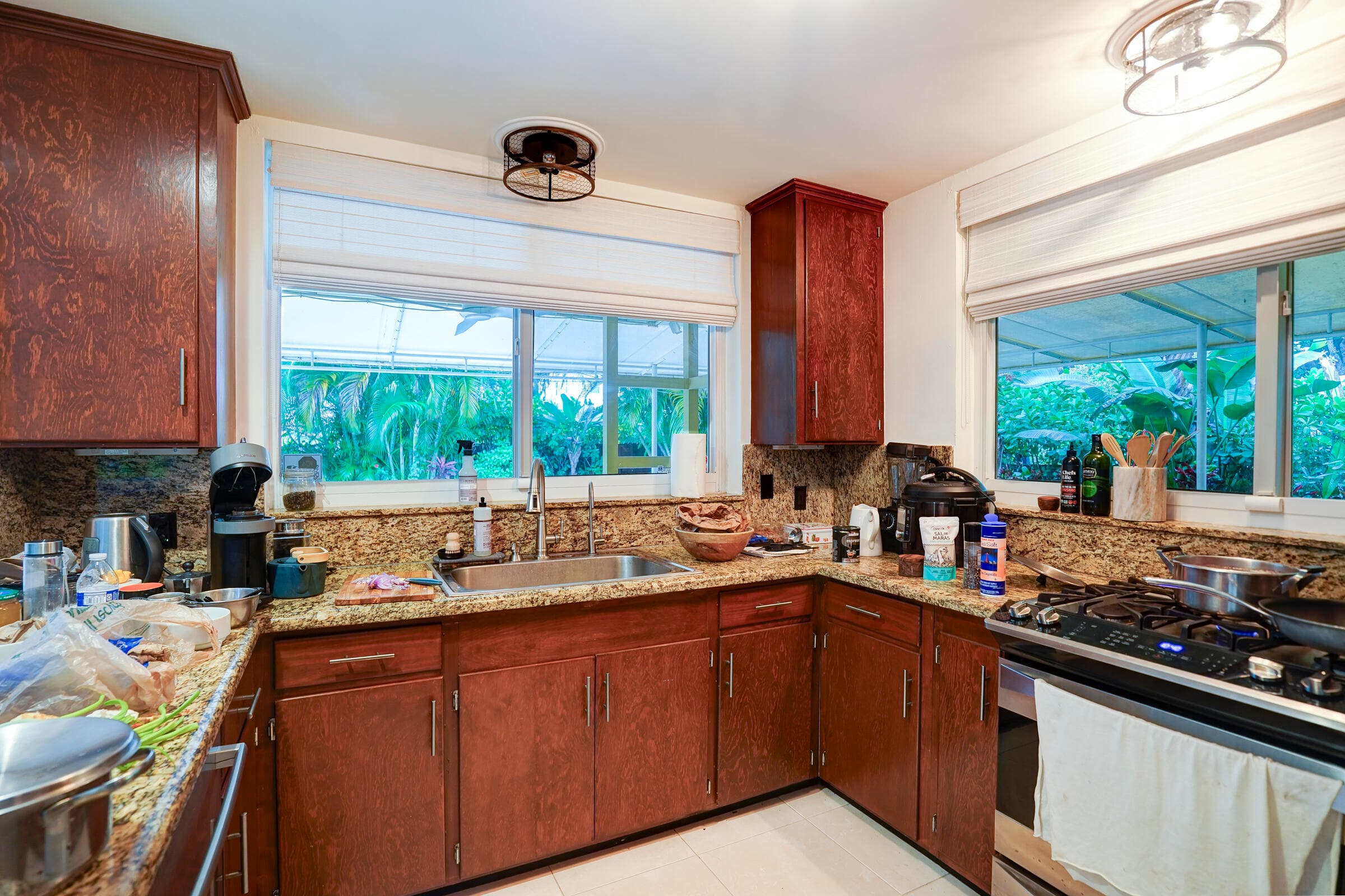 216 32nd Street, West Palm Beach, FL 33407 — photo 8 of 40