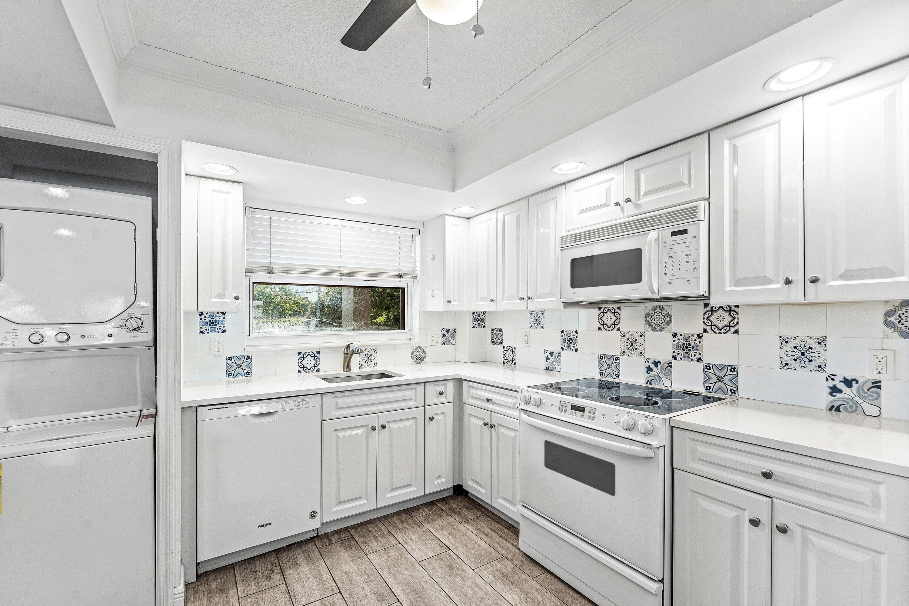 3031 NE 51st Street 106w, Fort Lauderdale, FL 33308 — photo 10 of 43