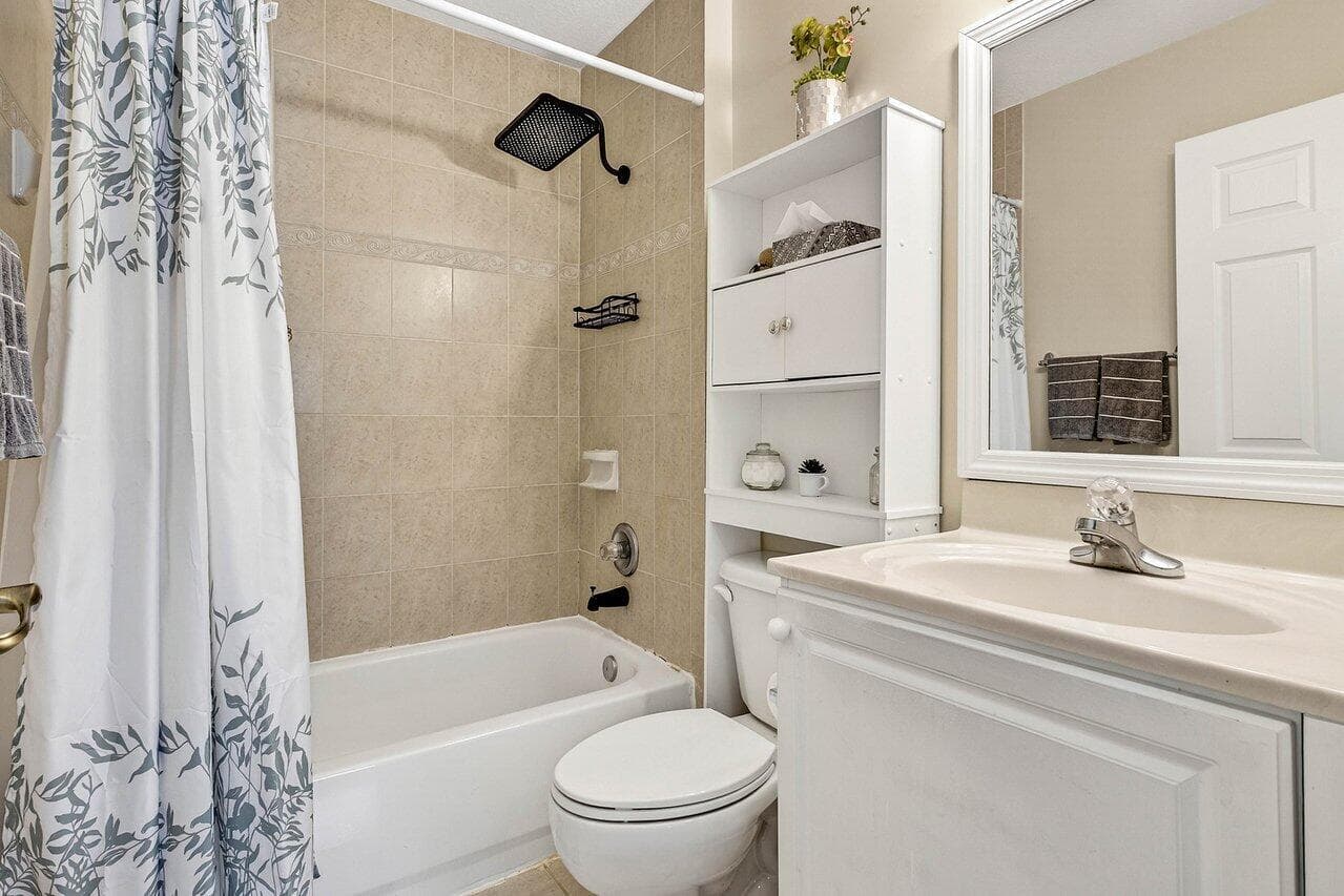 9090 NW 40th Place, Sunrise, FL 33351 — photo 13 of 25