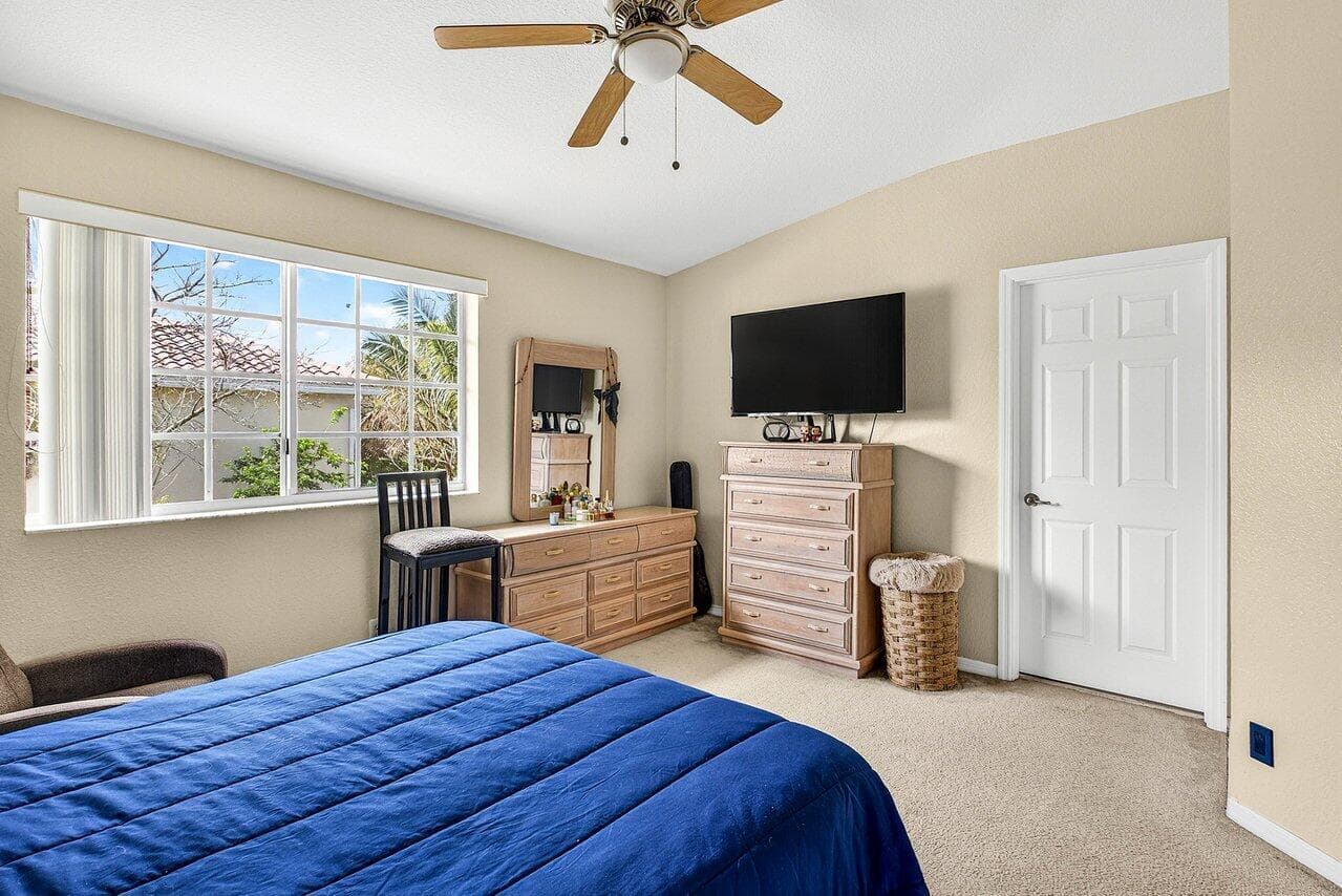 9090 NW 40th Place, Sunrise, FL 33351 — photo 17 of 25
