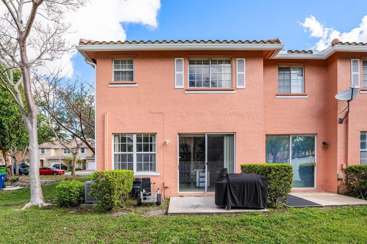 9090 NW 40th Place, Sunrise, FL 33351 — photo 19 of 25