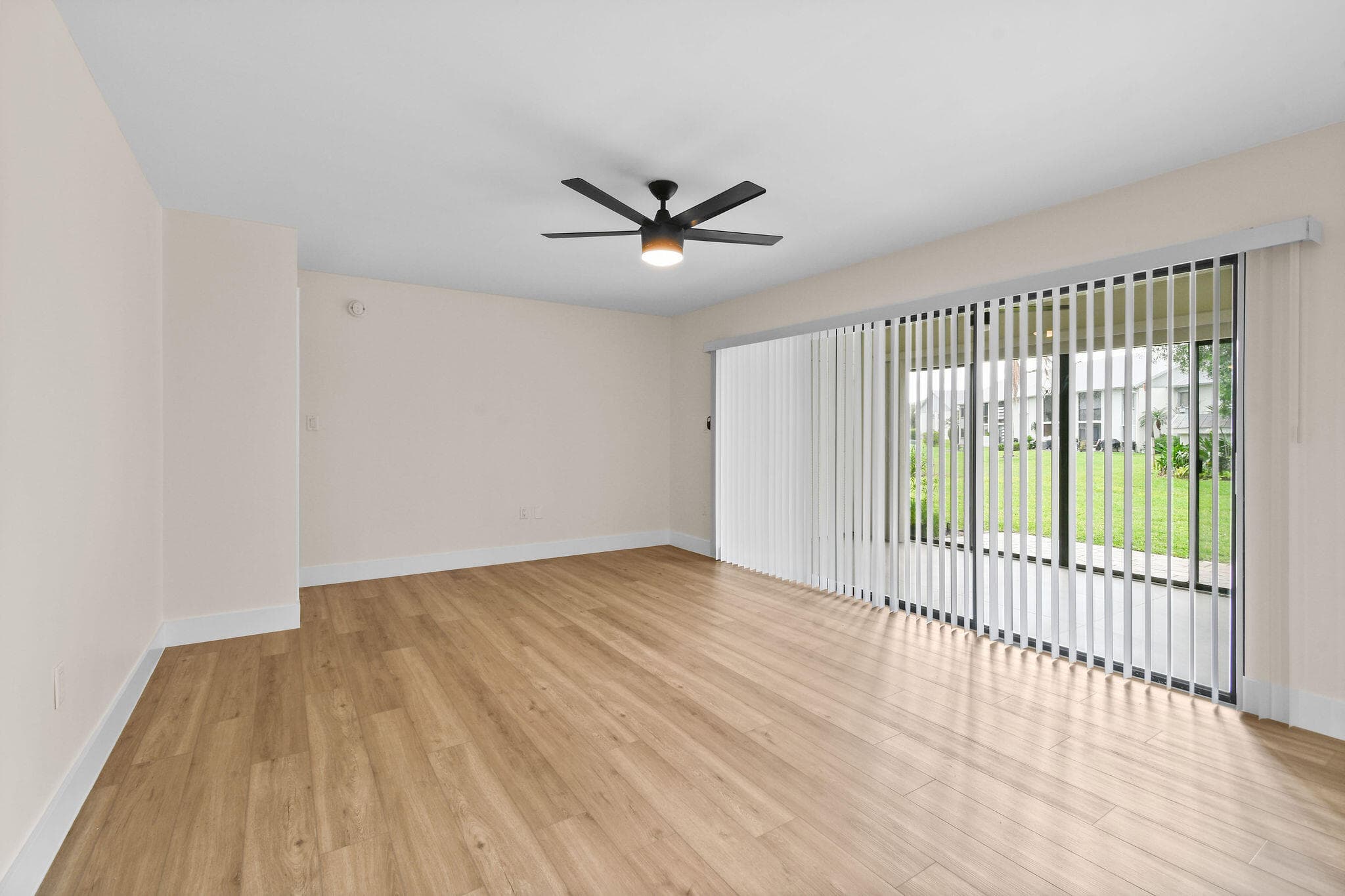 2233 NW 22nd Avenue 102, Stuart, FL 34994 — photo 8 of 55